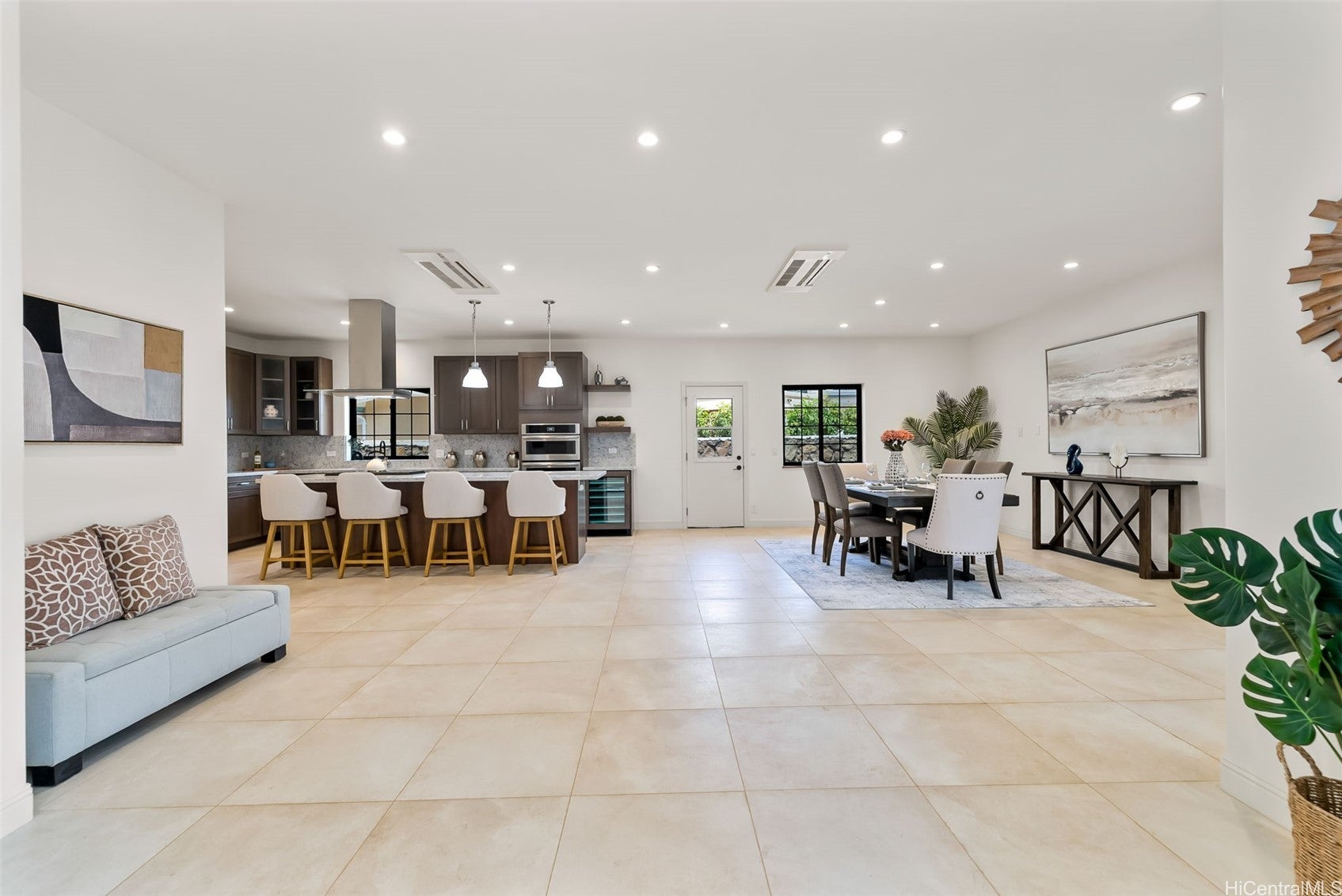 Honolulu, Hawaii, 96816, United States, 6 Bedrooms Bedrooms, ,6 BathroomsBathrooms,Residential,Active,1961951