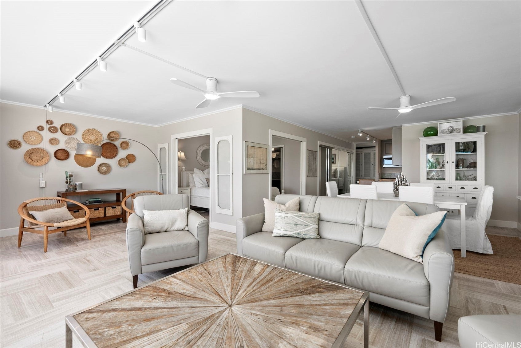 Honolulu, Hawaii, 96815, United States, 1 Bedroom Bedrooms, ,1 BathroomBathrooms,Residential,Active,2000212