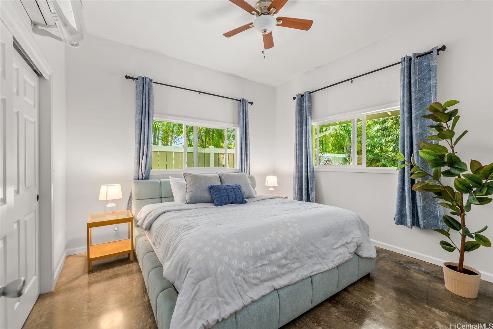 Kailua, Hawaii, 96734, United States, 6 Bedrooms Bedrooms, ,3 BathroomsBathrooms,Residential,Pending,1943834