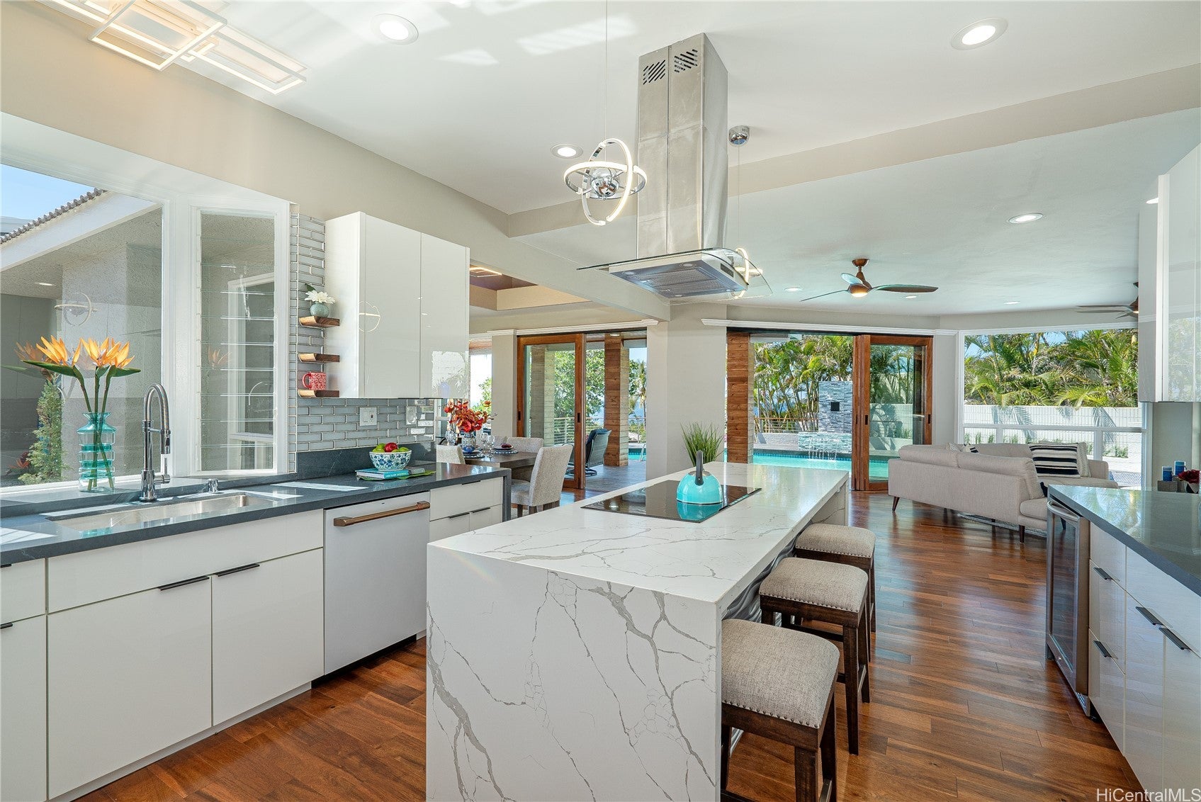 Honolulu, Hawaii, 96825, United States, ,4 BathroomsBathrooms,Residential,Active,1703164