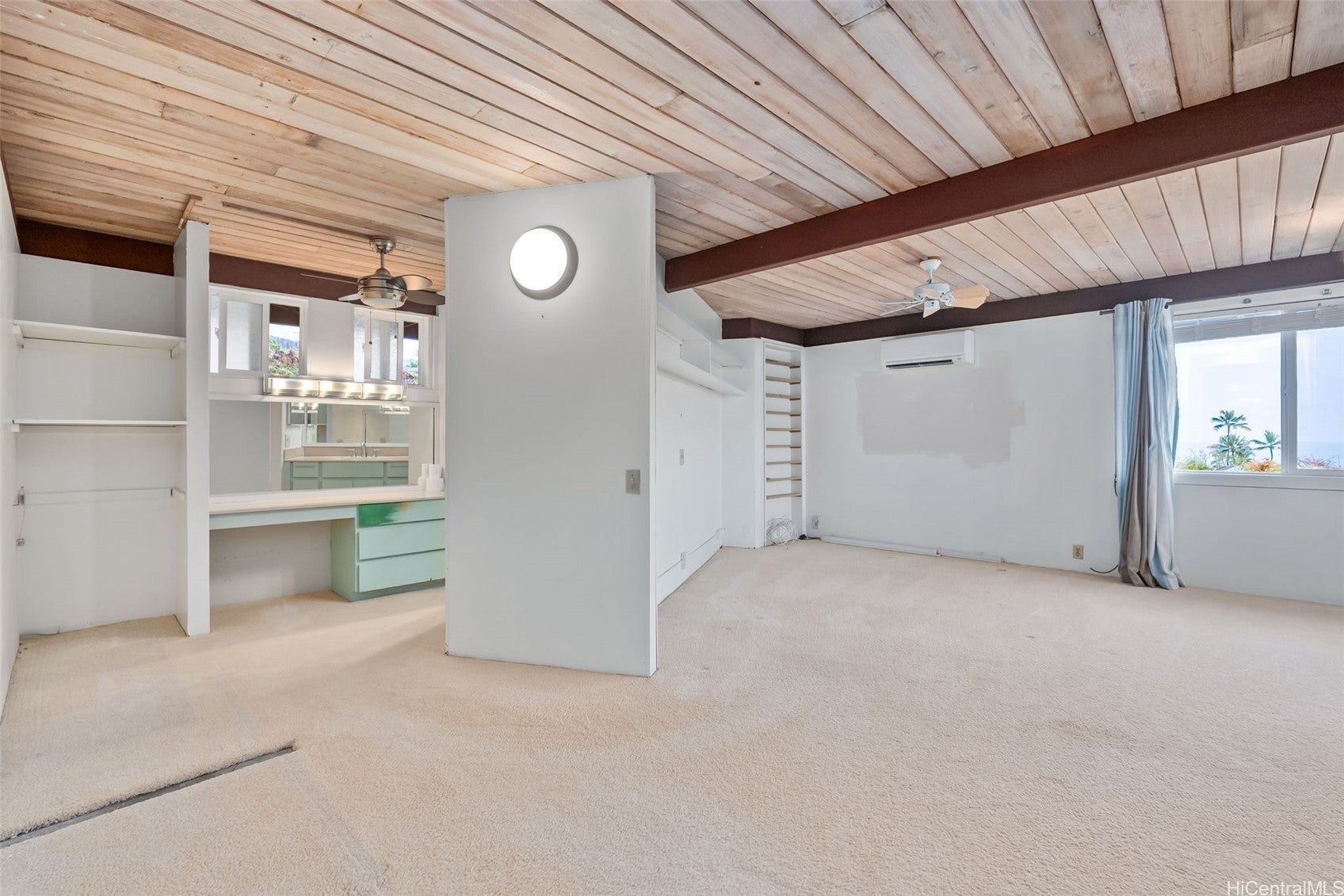 Honolulu, Hawaii, 96825, United States, 4 Bedrooms Bedrooms, ,2 BathroomsBathrooms,Residential,Active,1943794