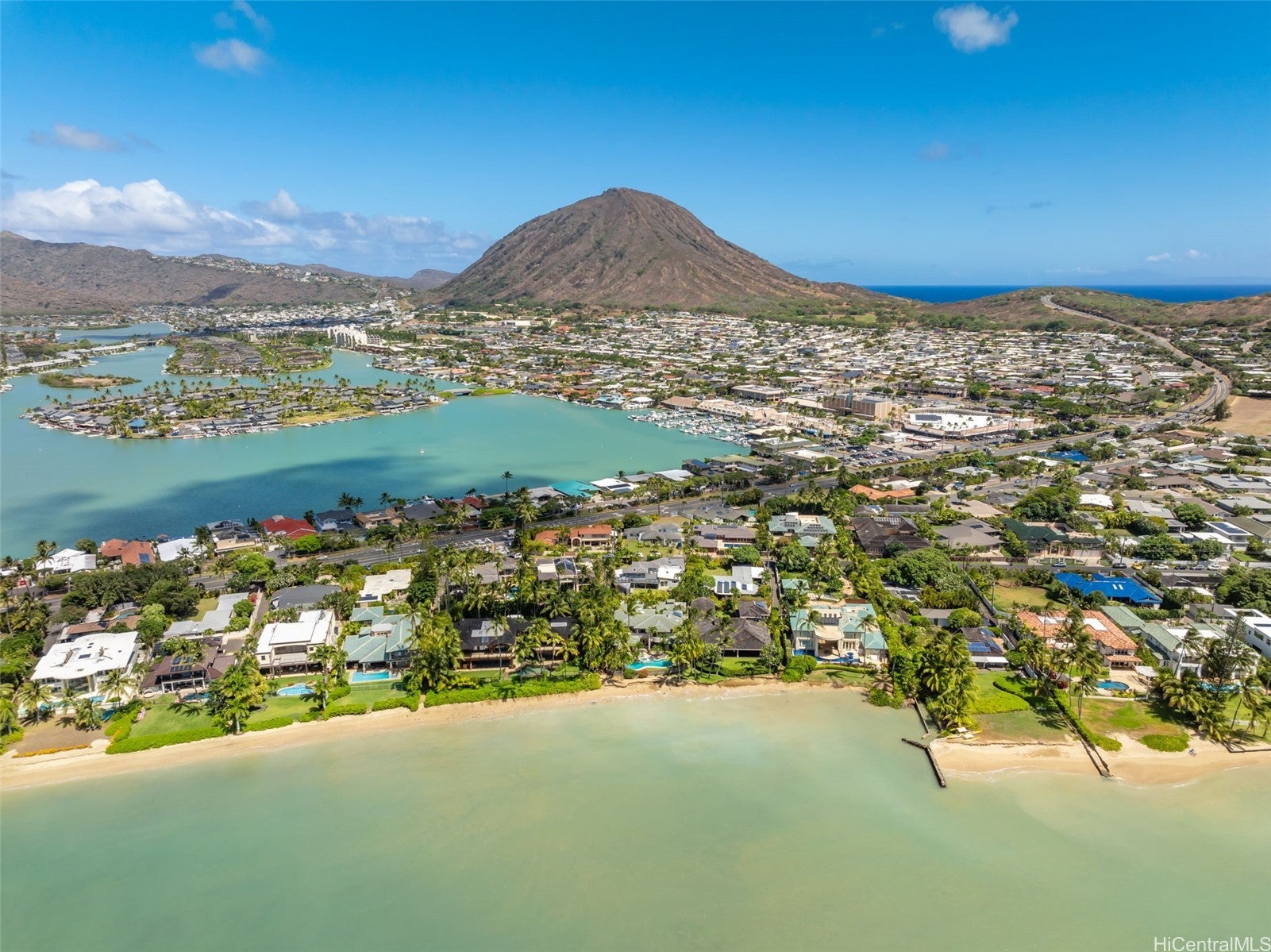 Honolulu, Hawaii, 96825, United States, 5 Bedrooms Bedrooms, ,4 BathroomsBathrooms,Residential,Active,1943784