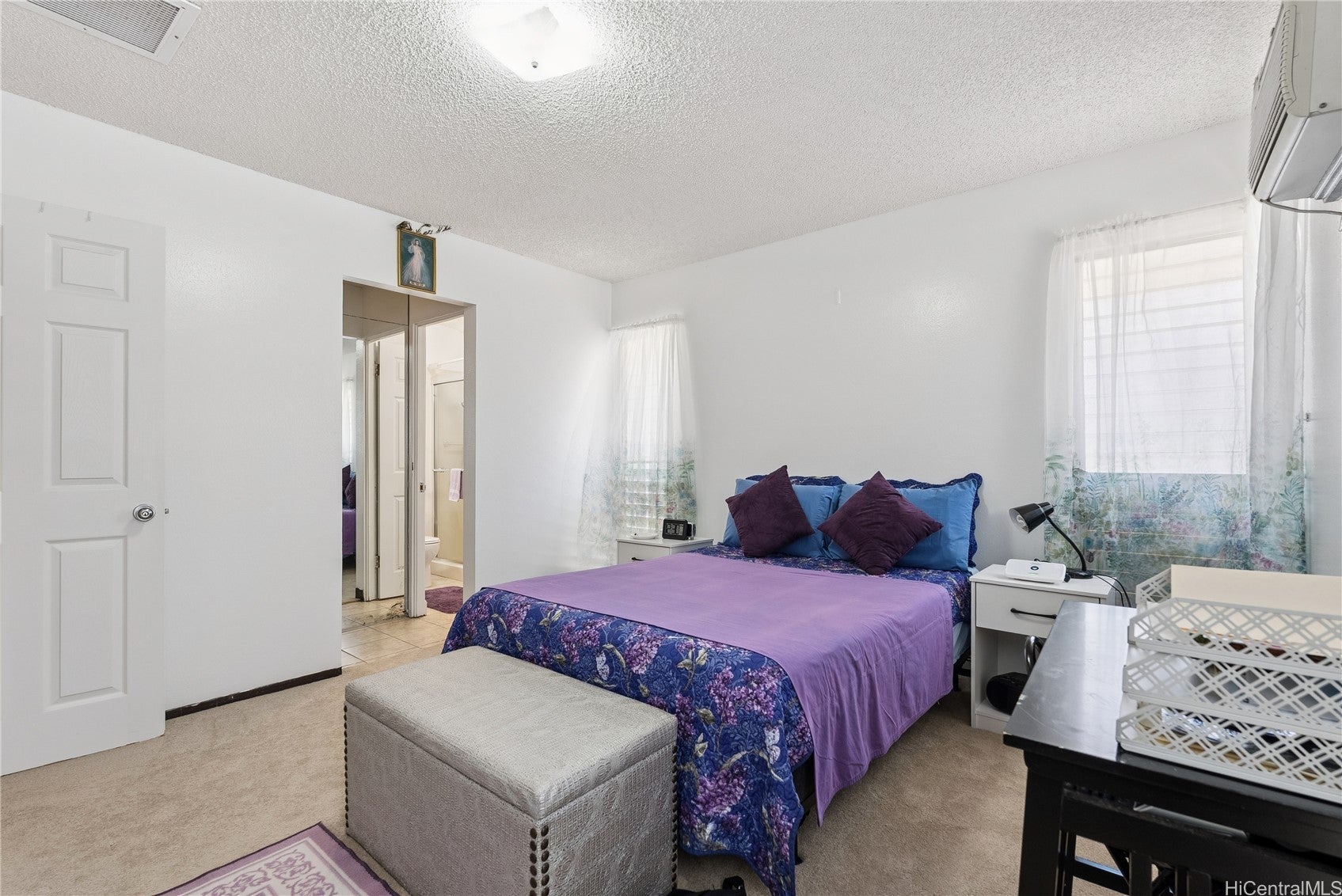 Honolulu, Hawaii, 96825, United States, 3 Bedrooms Bedrooms, ,2 BathroomsBathrooms,Residential,Contingent,1943822