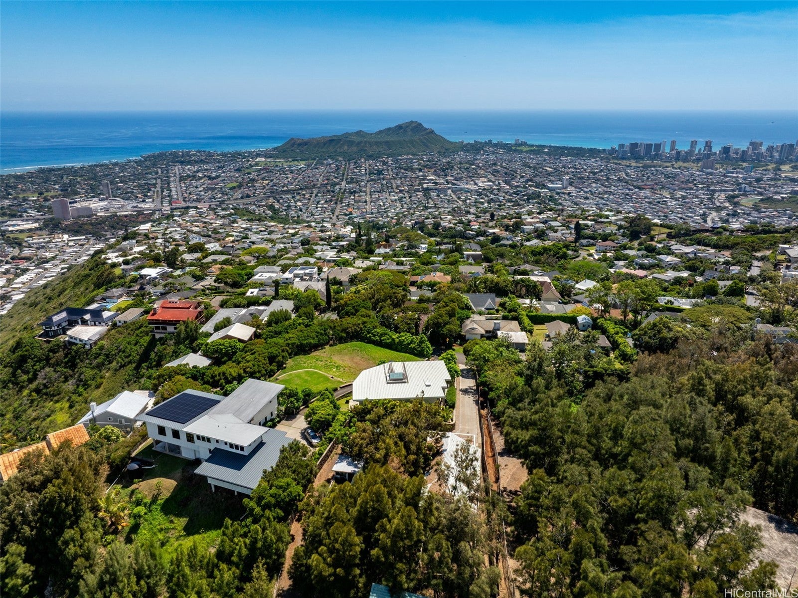 Honolulu, Hawaii, 96816, United States, 4 Bedrooms Bedrooms, ,4 BathroomsBathrooms,Residential,Active,1943823