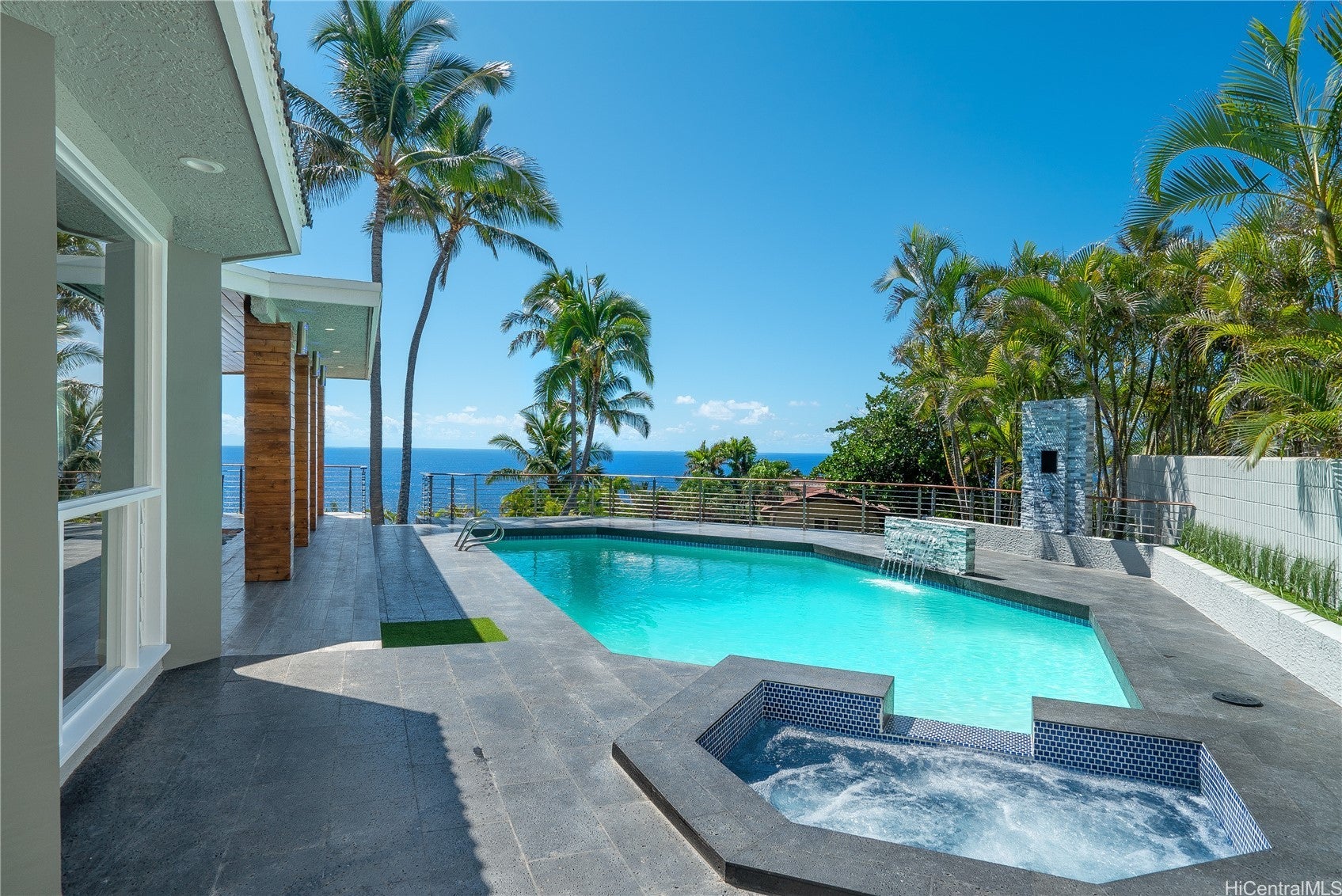 Honolulu, Hawaii, 96825, United States, ,4 BathroomsBathrooms,Residential,Active,1703164