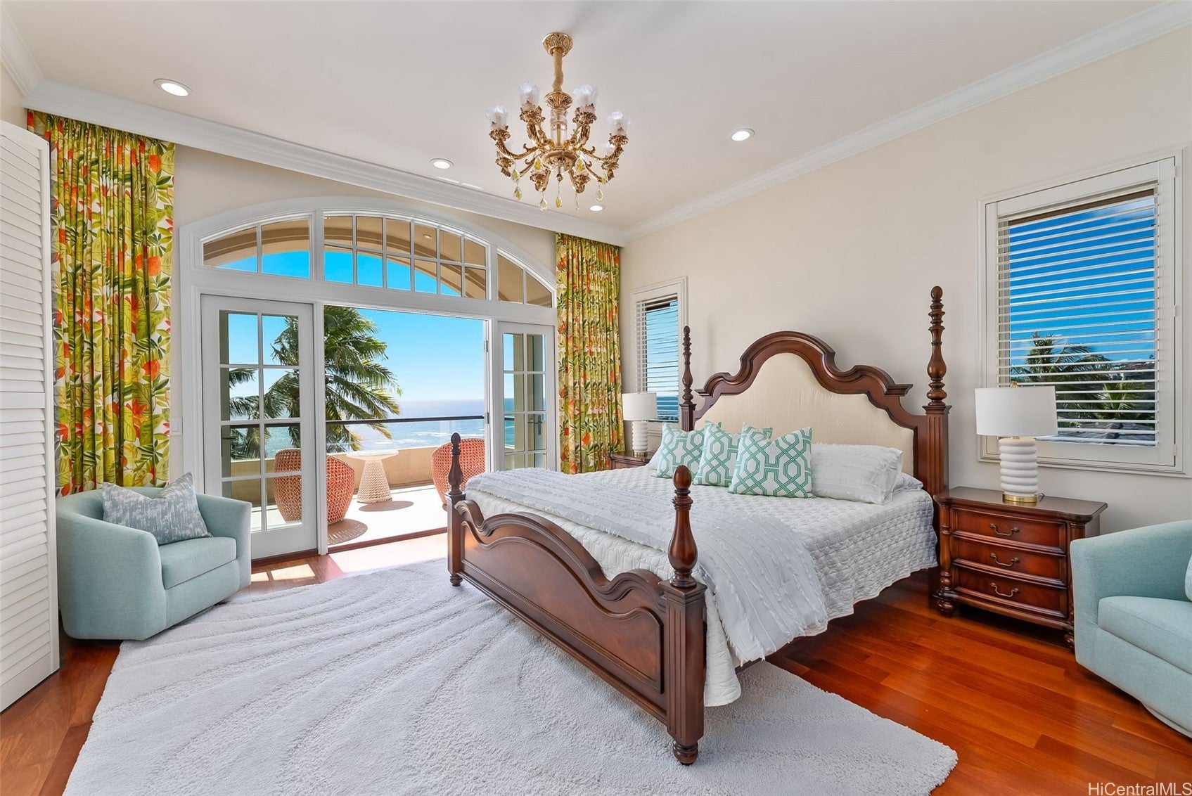 Honolulu, Hawaii, 96821, United States, 7 Bedrooms Bedrooms, ,8 BathroomsBathrooms,Residential,Active,2006802