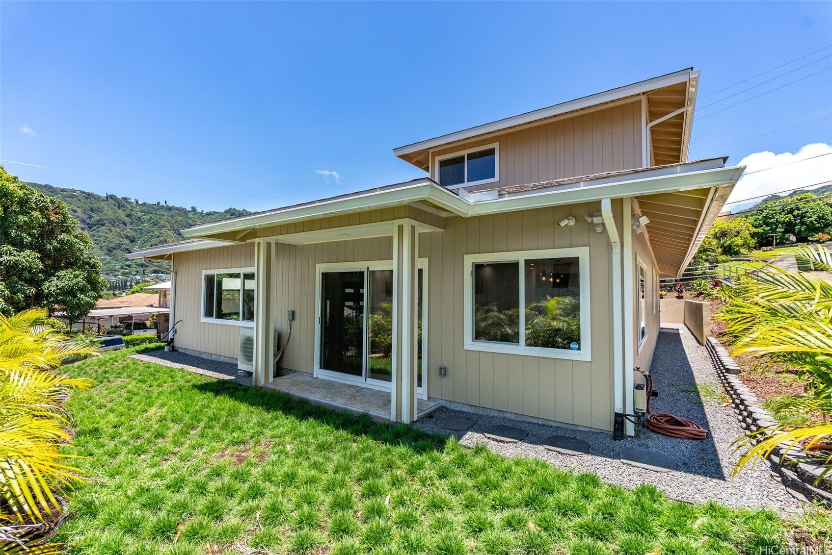 Honolulu, Hawaii, 96822, United States, 4 Bedrooms Bedrooms, ,4 BathroomsBathrooms,Residential,Active,1943814