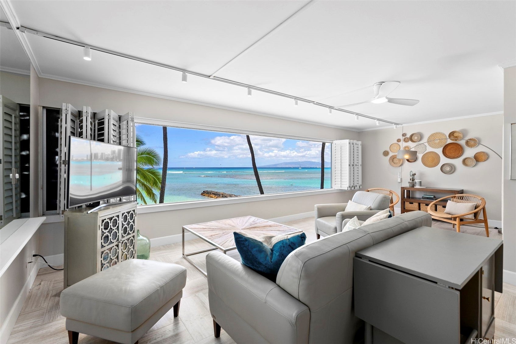 Honolulu, Hawaii, 96815, United States, 1 Bedroom Bedrooms, ,1 BathroomBathrooms,Residential,Active,2000212