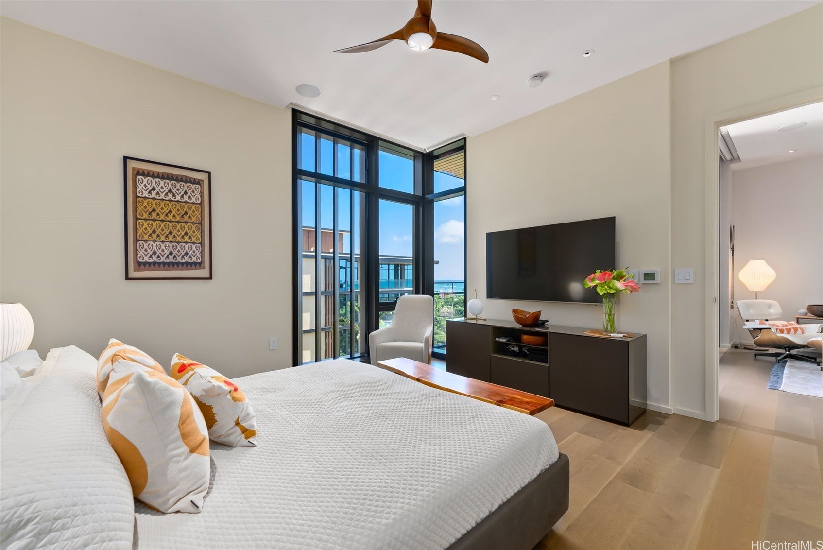 Honolulu, Hawaii, 96814, United States, 2 Bedrooms Bedrooms, ,2 BathroomsBathrooms,Residential,Active,2009852