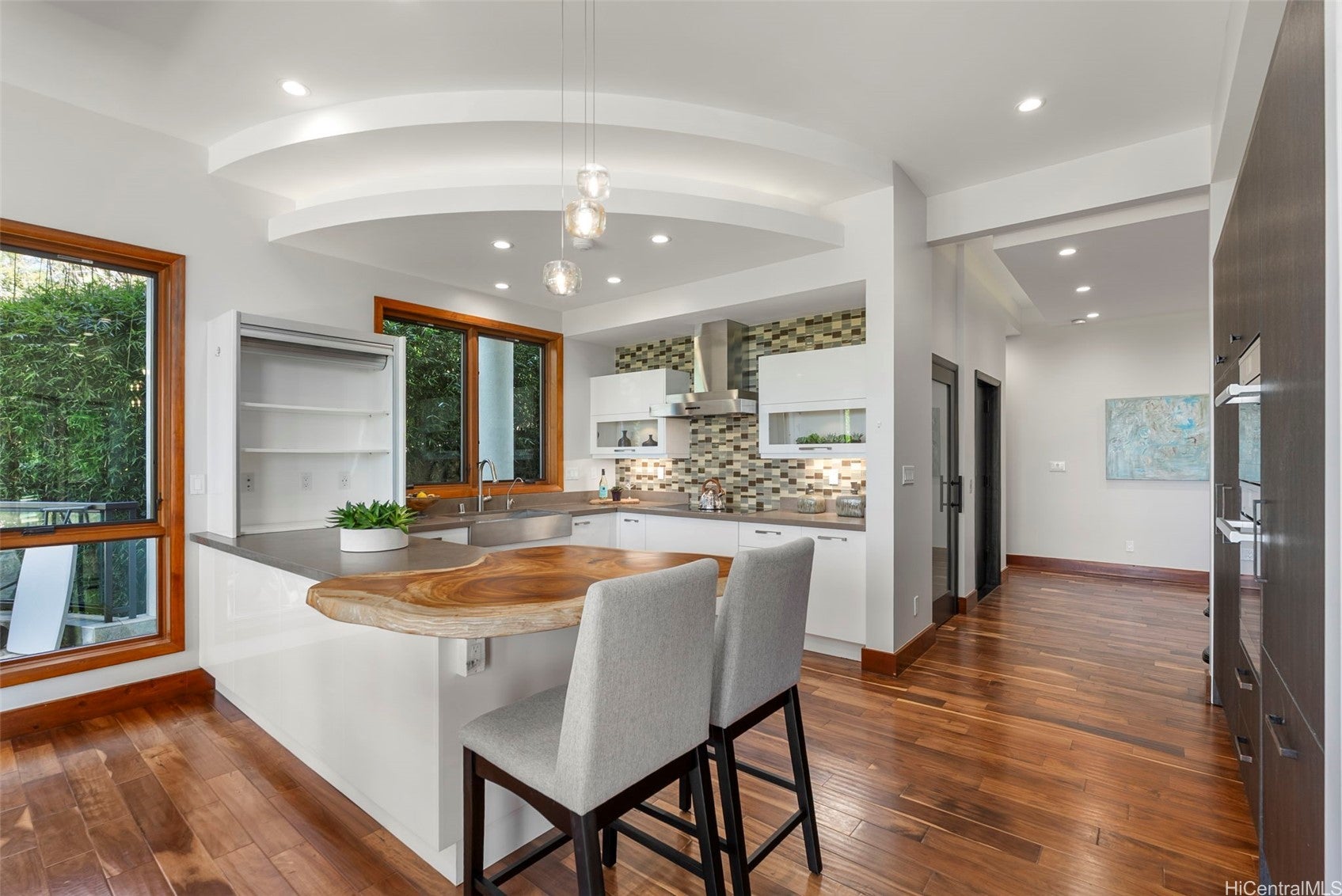 Honolulu, Hawaii, 96816, United States, 4 Bedrooms Bedrooms, ,4 BathroomsBathrooms,Residential,Active,1943823