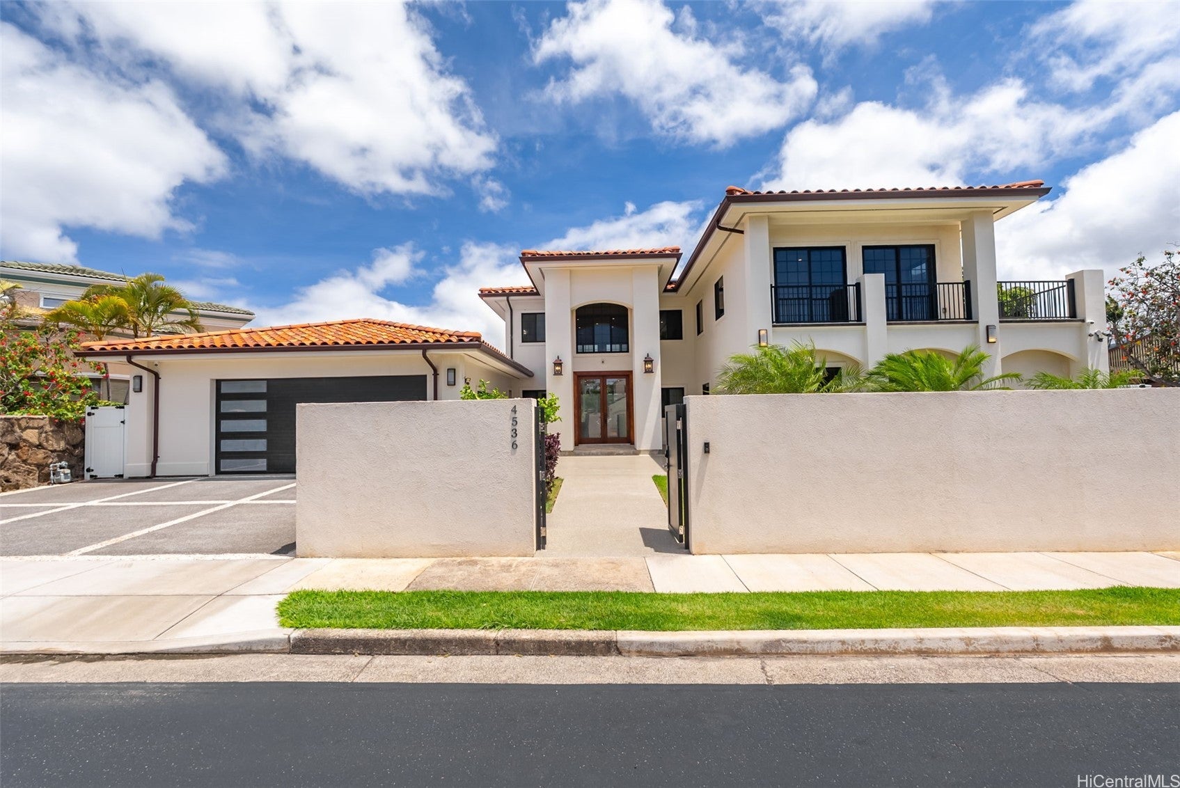 Honolulu, Hawaii, 96816, United States, 6 Bedrooms Bedrooms, ,6 BathroomsBathrooms,Residential,Active,1943793