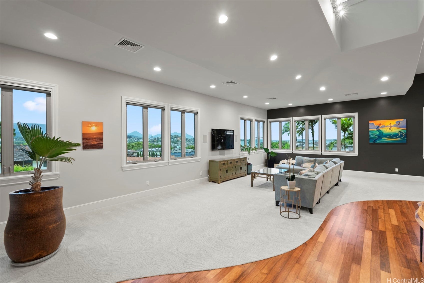 Kaneohe, Hawaii, 96744, United States, 4 Bedrooms Bedrooms, ,5 BathroomsBathrooms,Residential,Active,1943815