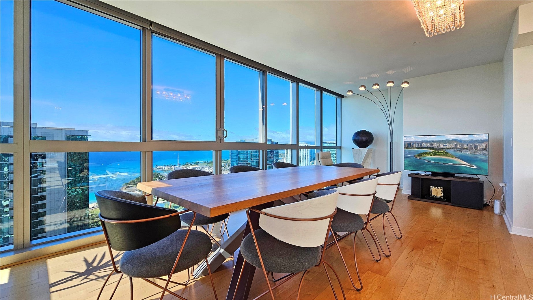 Honolulu, Hawaii, 96814, United States, ,3 BathroomsBathrooms,Residential,Active,1778695