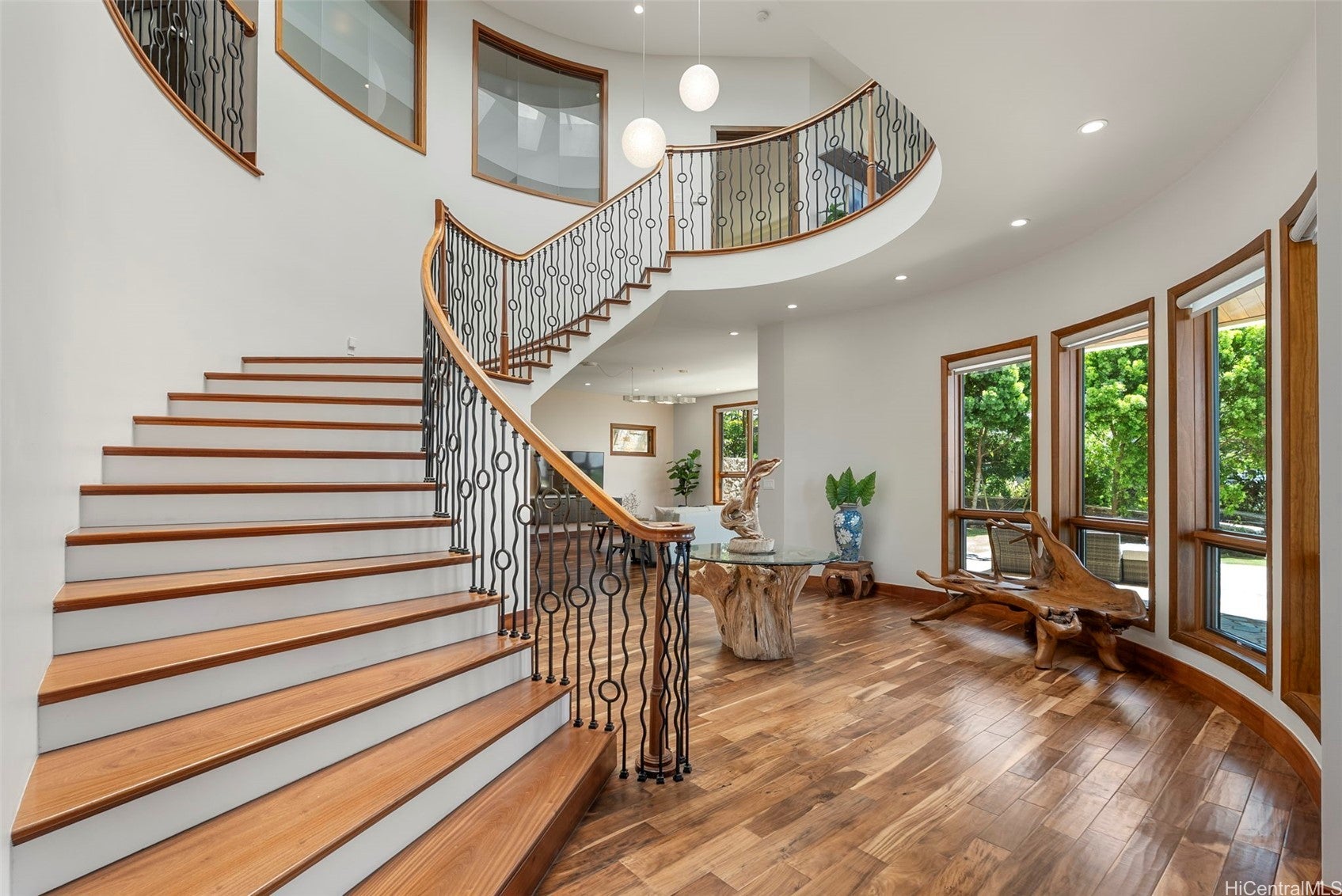 Honolulu, Hawaii, 96816, United States, 4 Bedrooms Bedrooms, ,4 BathroomsBathrooms,Residential,Active,1943823