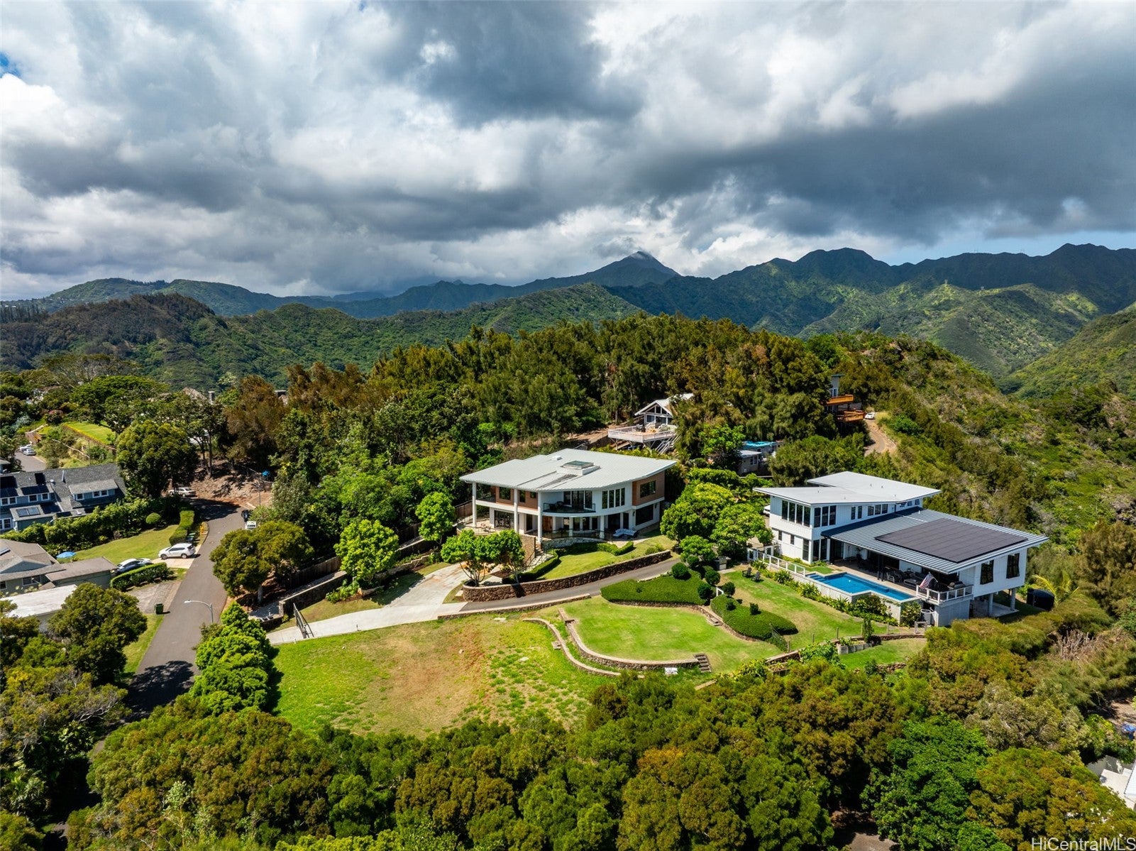 Honolulu, Hawaii, 96816, United States, 4 Bedrooms Bedrooms, ,4 BathroomsBathrooms,Residential,Active,1943823