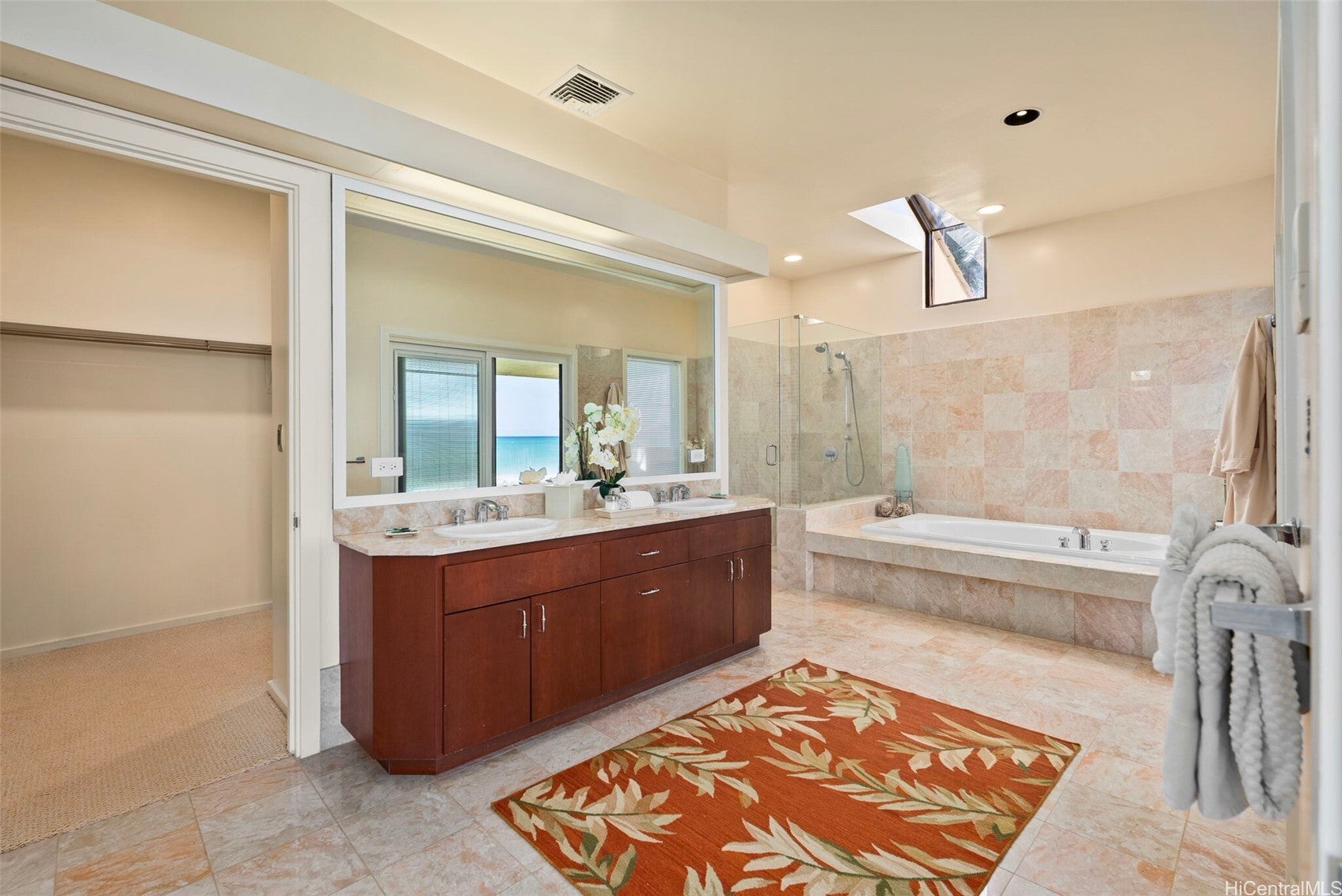Kailua, Hawaii, 96734, United States, 12 Bedrooms Bedrooms, ,16 BathroomsBathrooms,Residential,Active,1943820