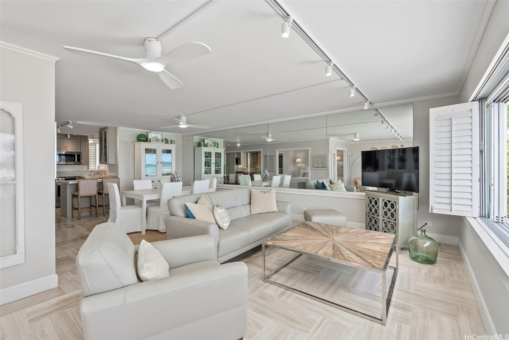 Honolulu, Hawaii, 96815, United States, 1 Bedroom Bedrooms, ,1 BathroomBathrooms,Residential,Active,2000212