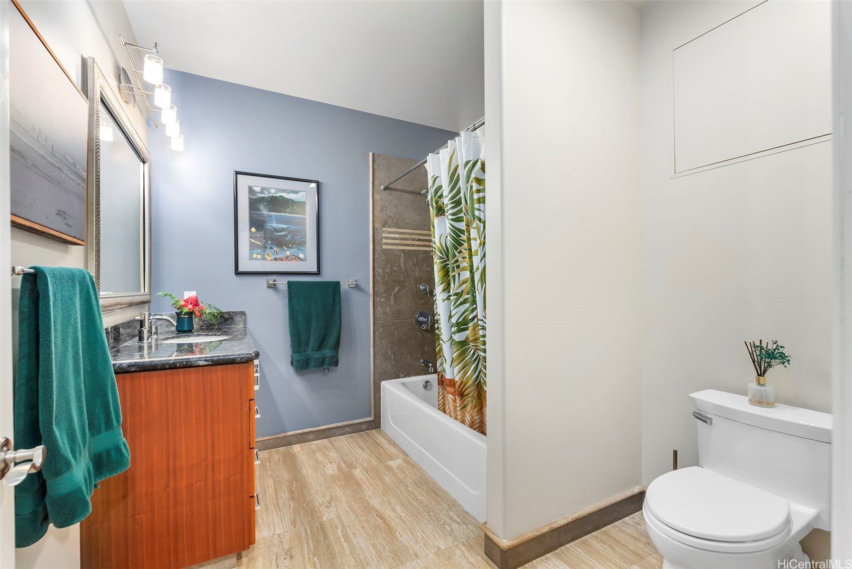 Kaneohe, Hawaii, 96744, United States, 4 Bedrooms Bedrooms, ,5 BathroomsBathrooms,Residential,Active,1943815