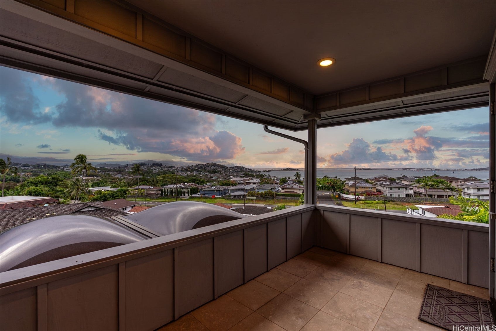 Kaneohe, Hawaii, 96744, United States, 4 Bedrooms Bedrooms, ,5 BathroomsBathrooms,Residential,Active,1943815