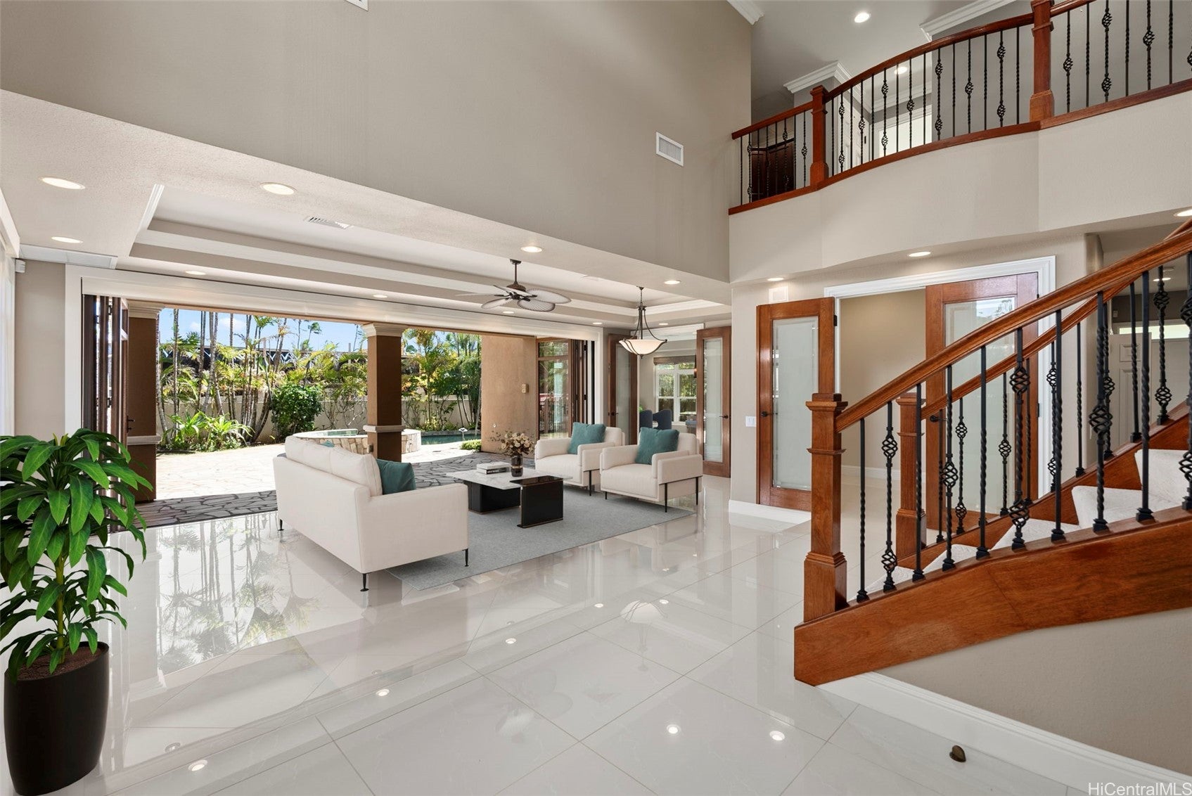 Honolulu, Hawaii, 96816, United States, 4 Bedrooms Bedrooms, ,4 BathroomsBathrooms,Residential,Contingent,1943772