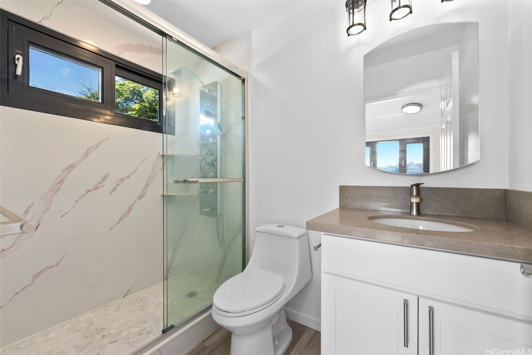 Honolulu, Hawaii, 96817, United States, 8 Bedrooms Bedrooms, ,11 BathroomsBathrooms,Residential,Active,1943837