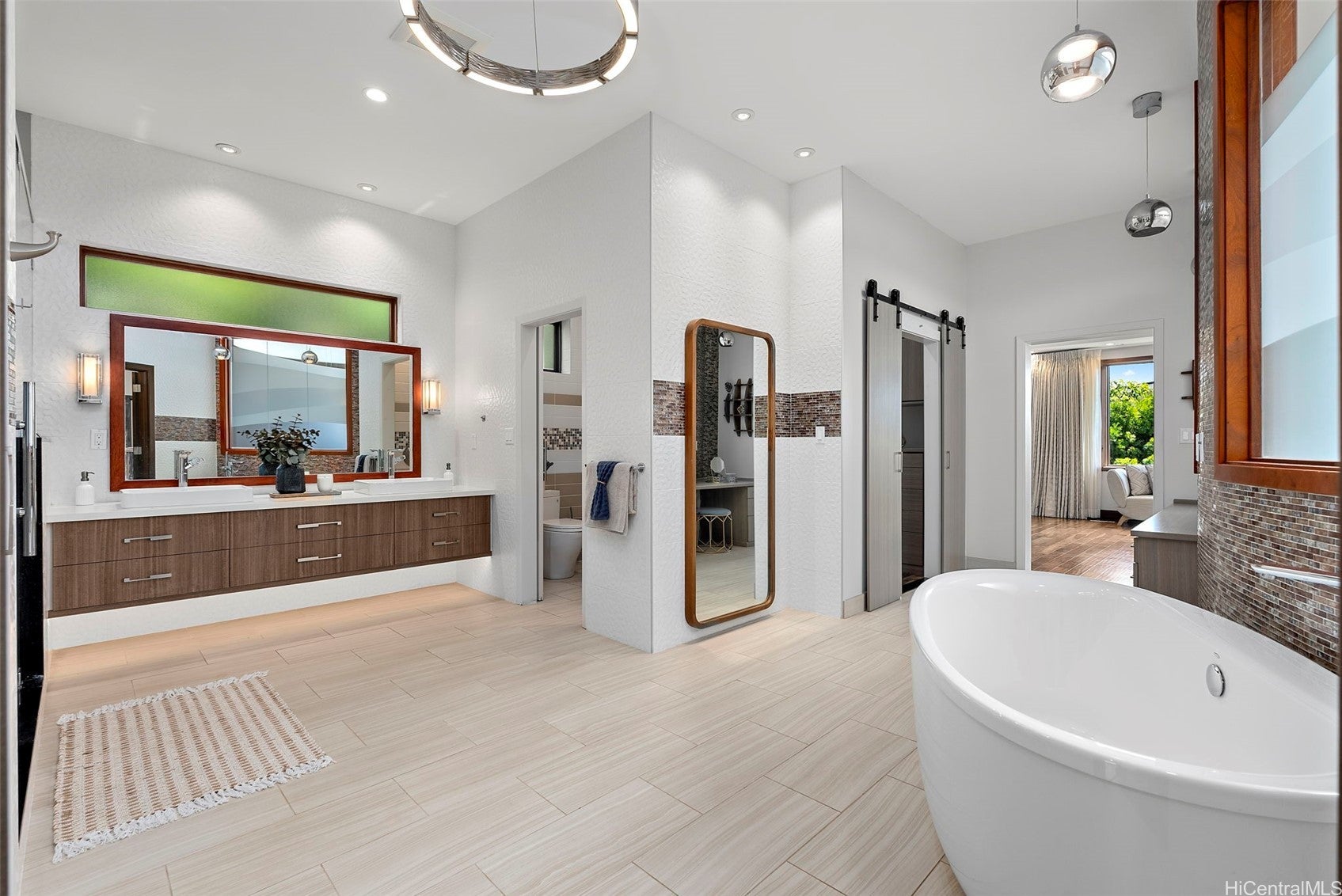 Honolulu, Hawaii, 96816, United States, 4 Bedrooms Bedrooms, ,4 BathroomsBathrooms,Residential,Active,1943823