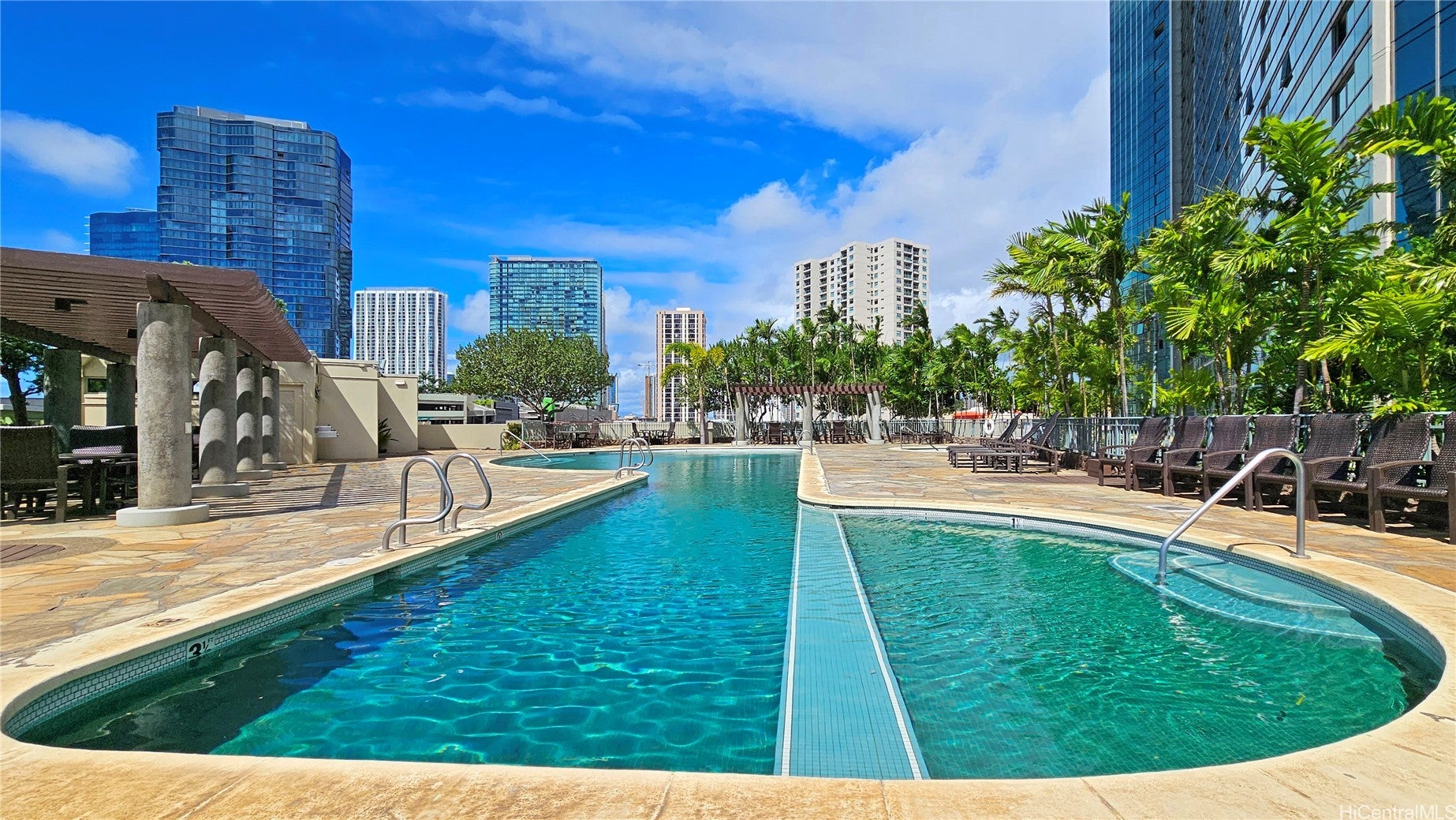 Honolulu, Hawaii, 96814, United States, ,3 BathroomsBathrooms,Residential,Active,1778695