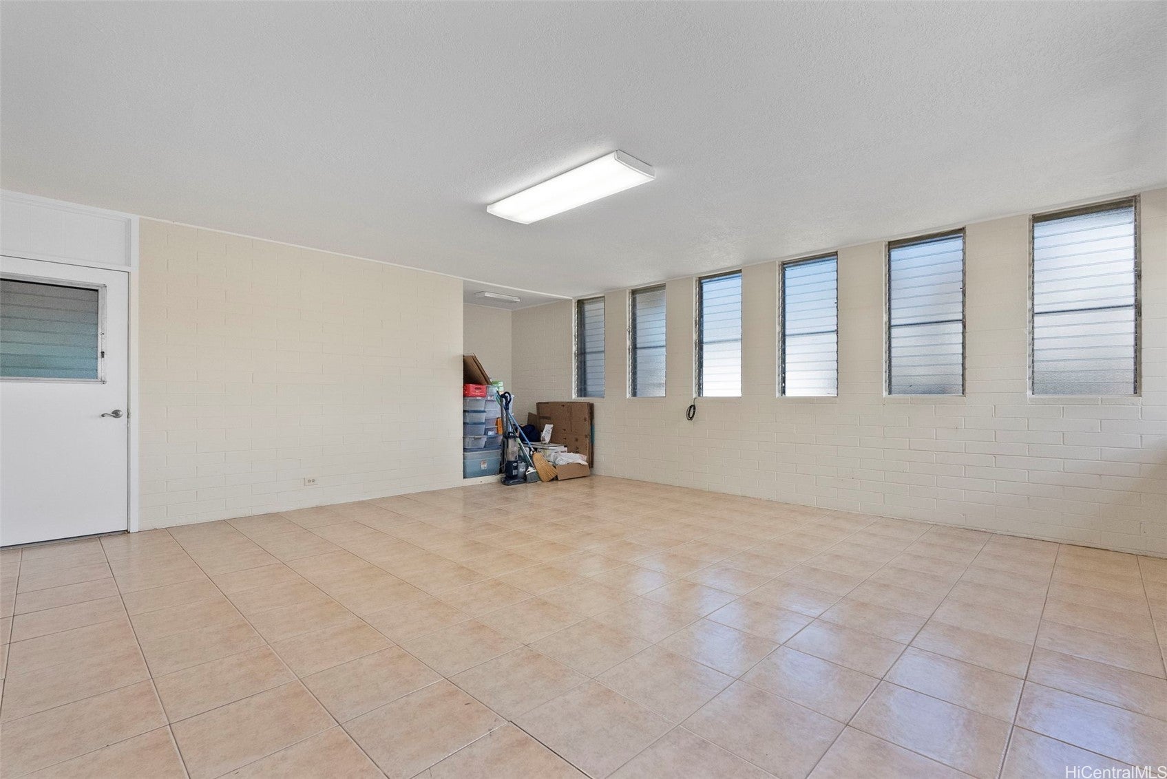 Waianae, Hawaii, 96792, United States, 7 Bedrooms Bedrooms, ,5 BathroomsBathrooms,Residential,Active,2015247