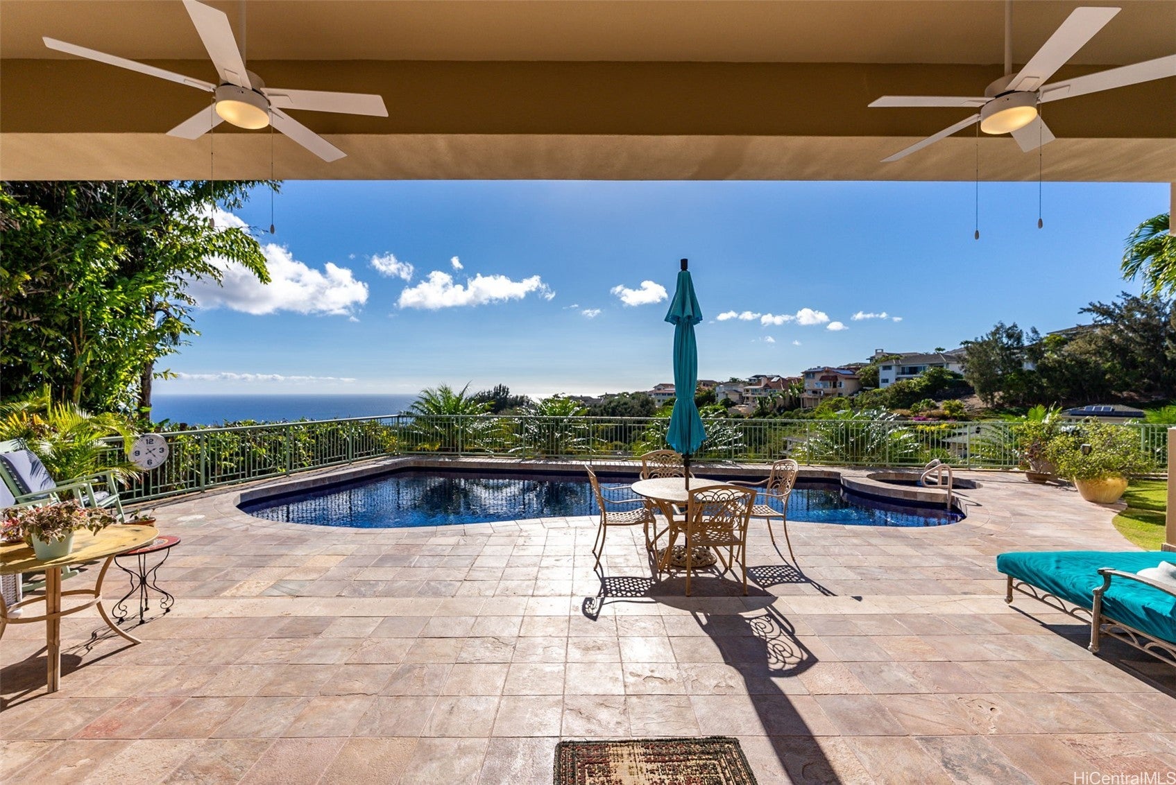 Honolulu, Hawaii, 96821, United States, 4 Bedrooms Bedrooms, ,4 BathroomsBathrooms,Residential,Contingent,2006797