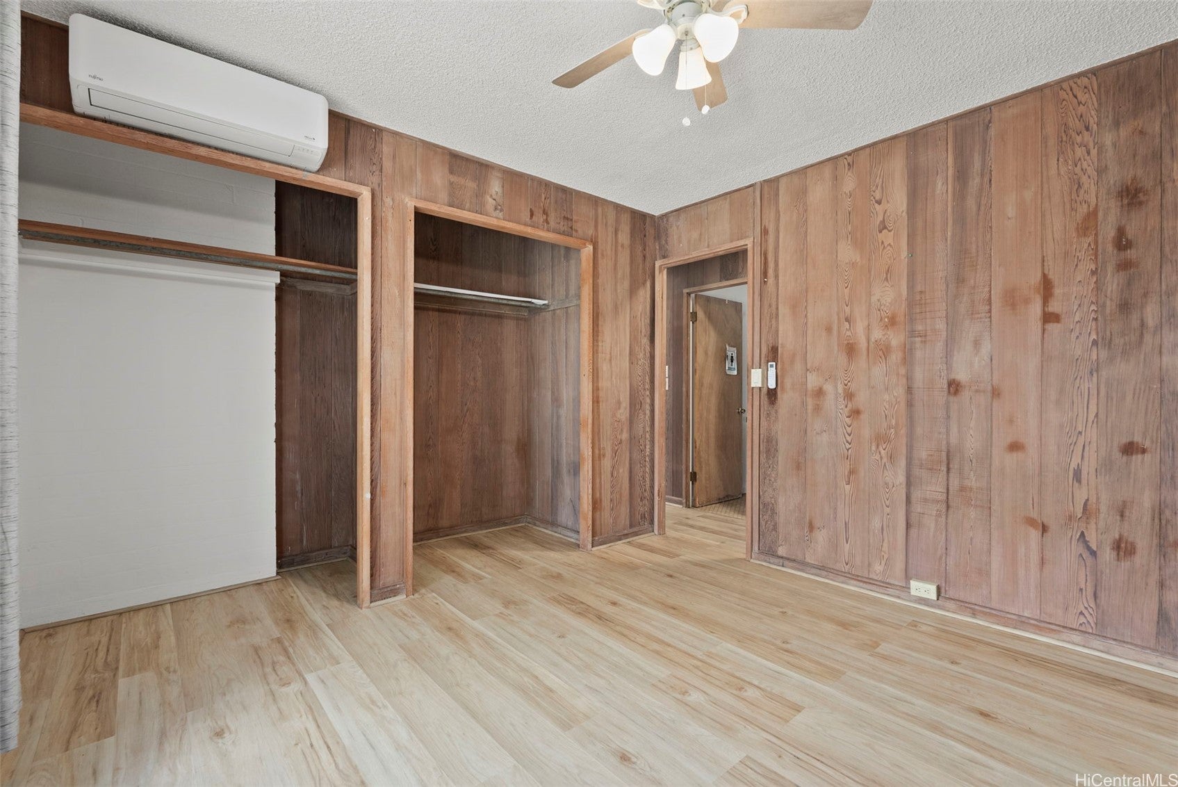 Waianae, Hawaii, 96792, United States, 7 Bedrooms Bedrooms, ,5 BathroomsBathrooms,Residential,Active,2015247