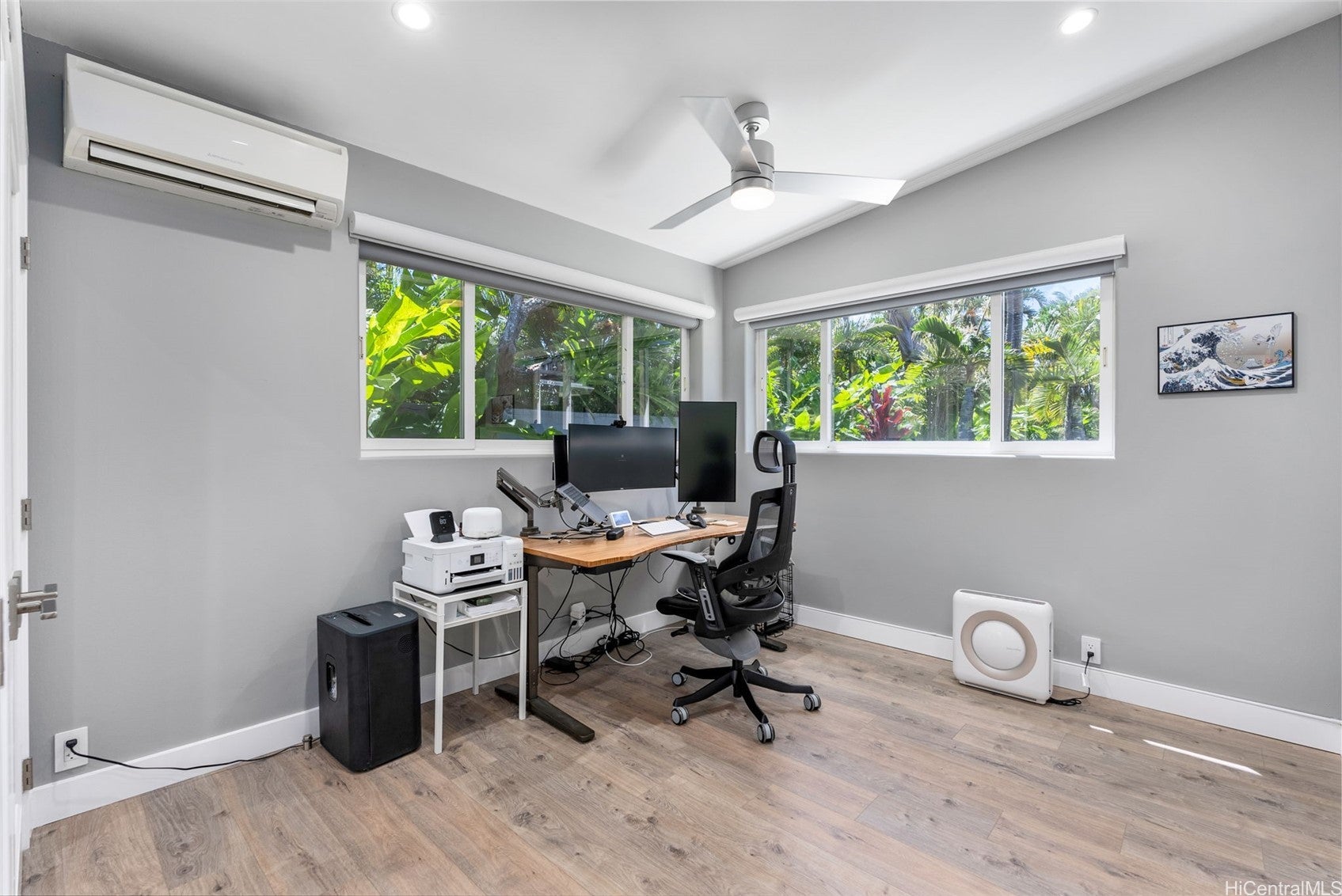 Honolulu, Hawaii, 96825, United States, 5 Bedrooms Bedrooms, ,4 BathroomsBathrooms,Residential,Active,1943784