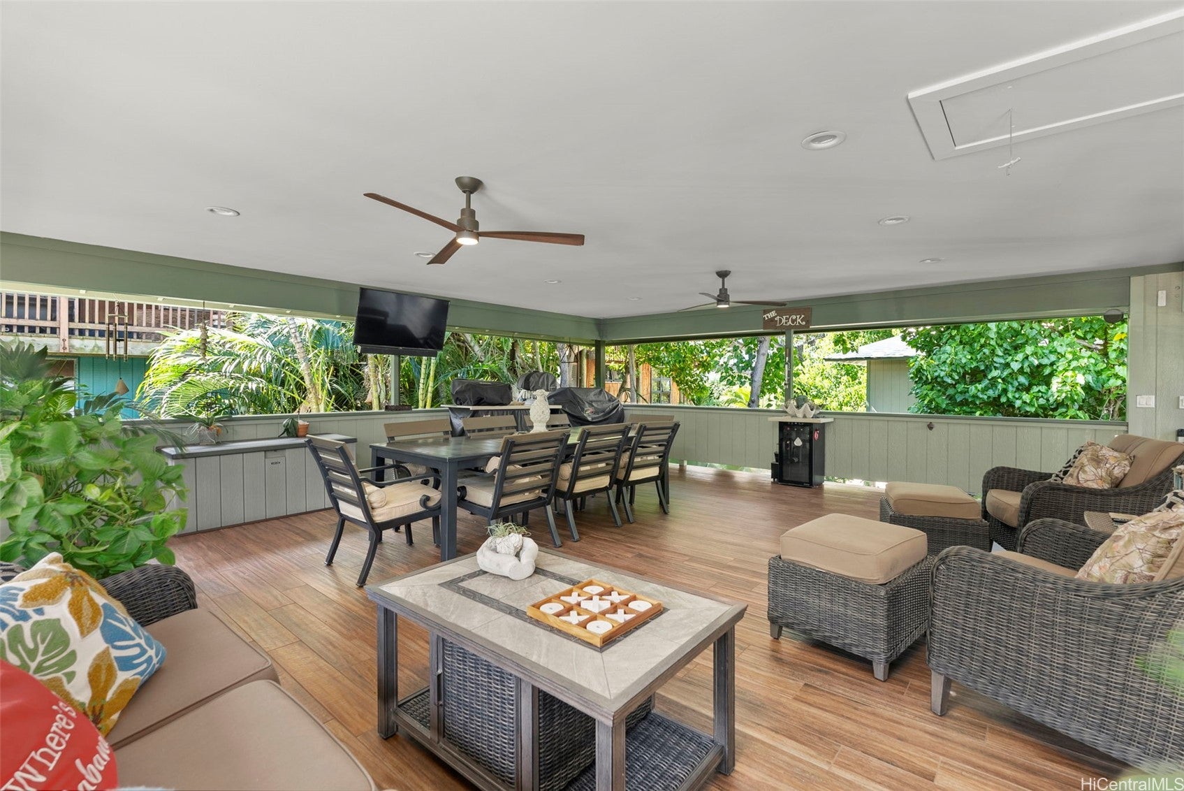 Haleiwa, Hawaii, 96712, United States, 4 Bedrooms Bedrooms, ,4 BathroomsBathrooms,Residential,Active,1993935