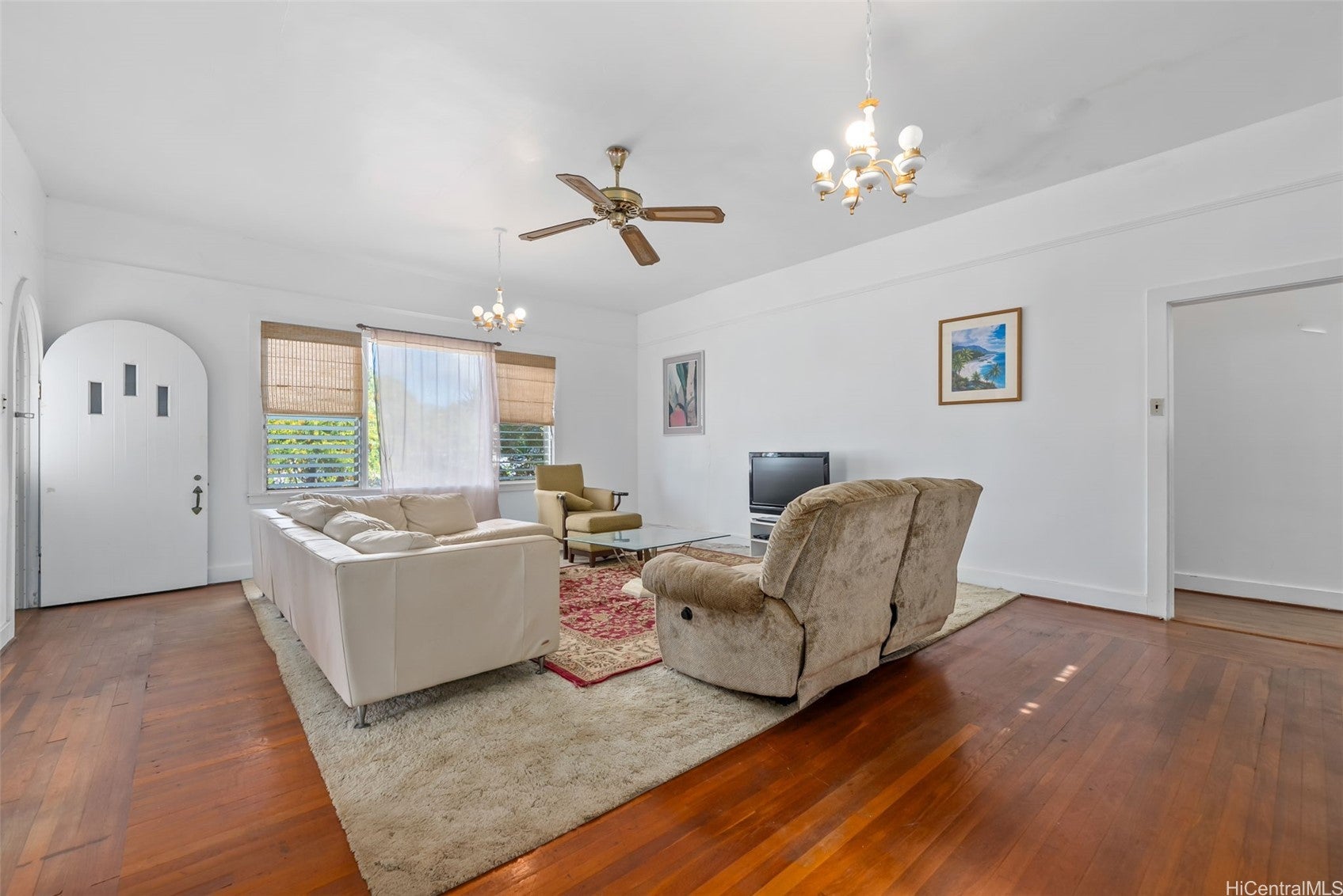 Honolulu, Hawaii, 96815, United States, 5 Bedrooms Bedrooms, ,2 BathroomsBathrooms,Residential,Active,2002333