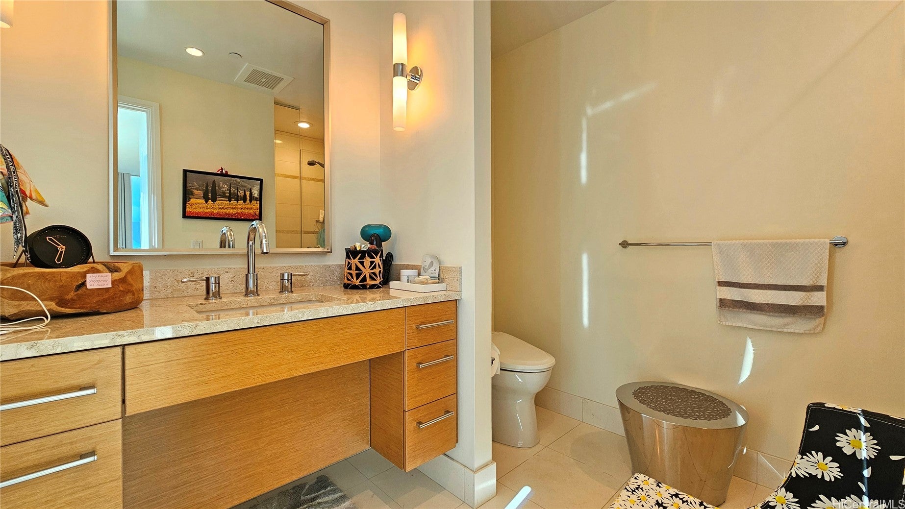 Honolulu, Hawaii, 96814, United States, ,3 BathroomsBathrooms,Residential,Active,1778695
