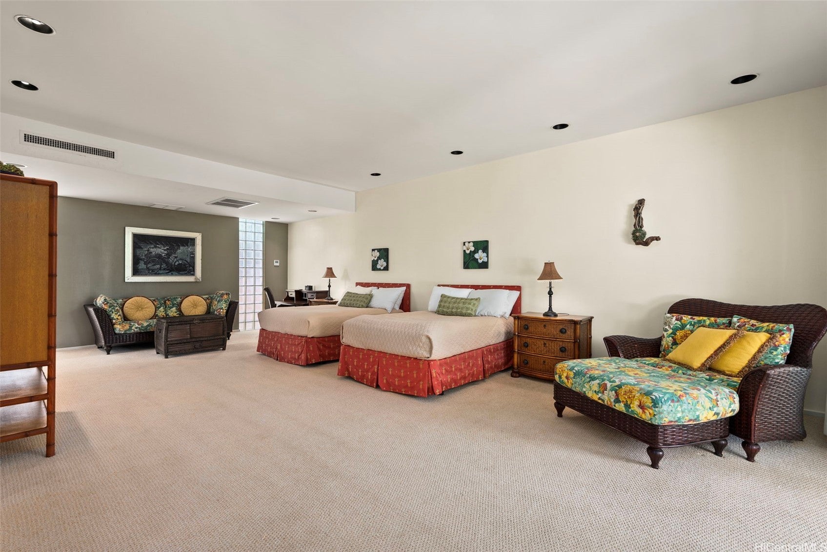 Kailua, Hawaii, 96734, United States, 12 Bedrooms Bedrooms, ,16 BathroomsBathrooms,Residential,Active,1943820