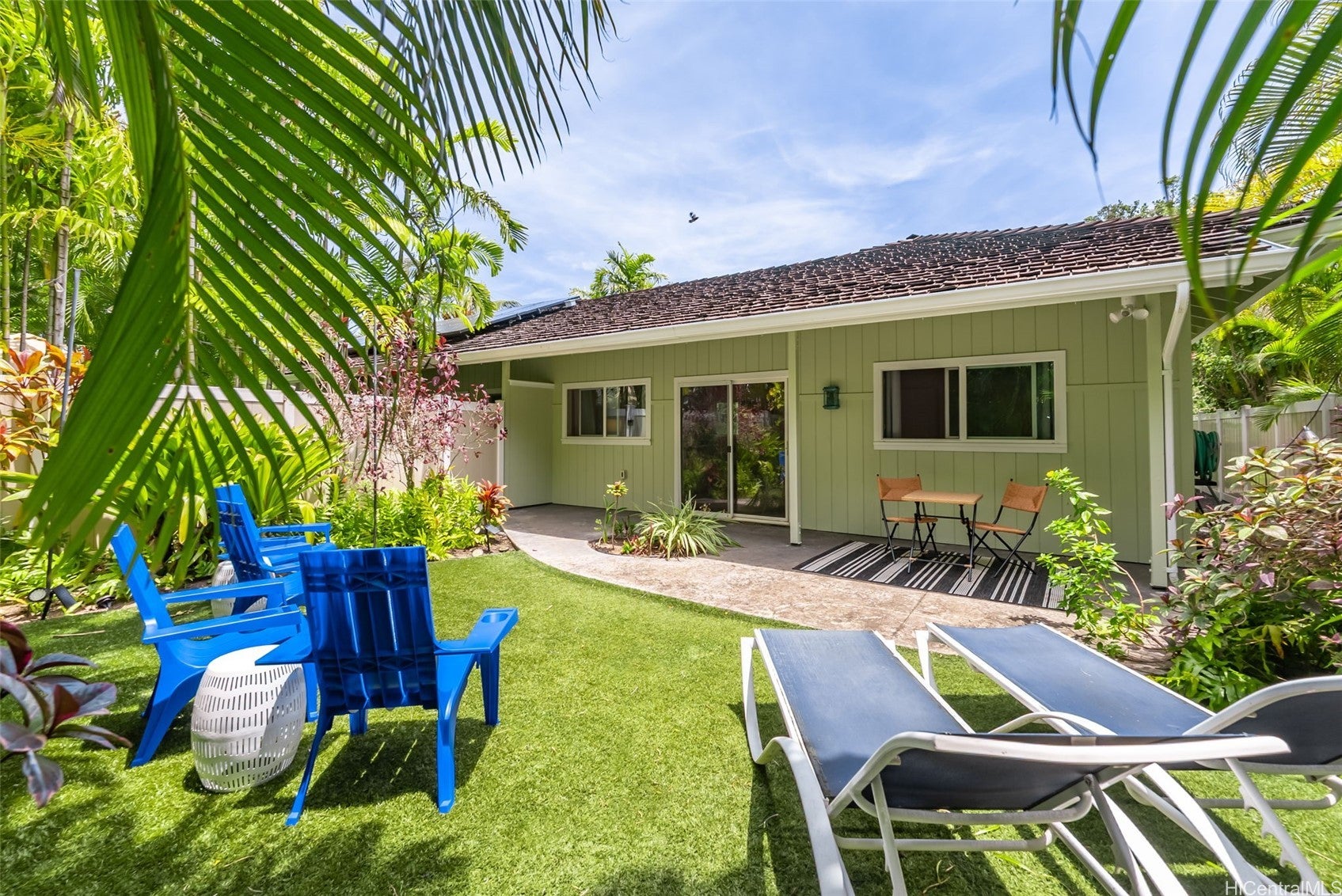 Kailua, Hawaii, 96734, United States, 6 Bedrooms Bedrooms, ,3 BathroomsBathrooms,Residential,Pending,1943834