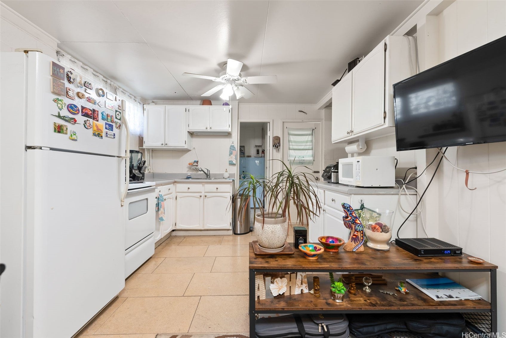 Honolulu, Hawaii, 96821, United States, 10 Bedrooms Bedrooms, ,7 BathroomsBathrooms,Residential,Active,1943771