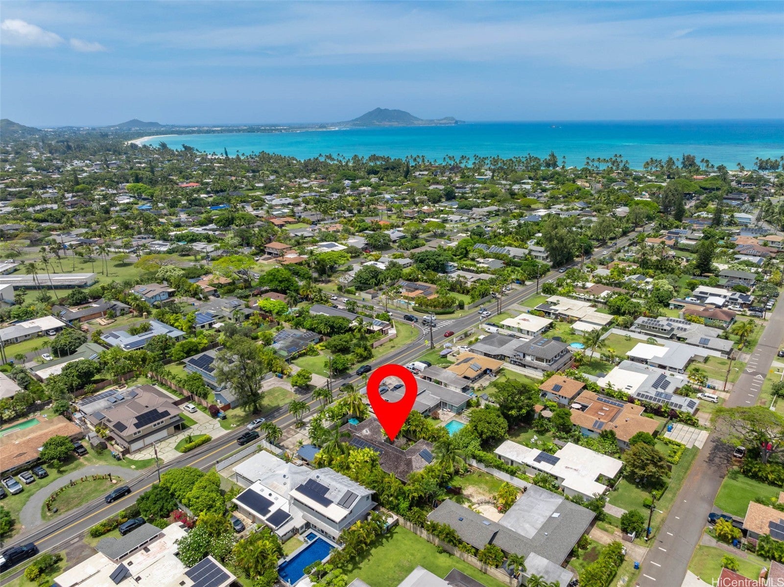 Kailua, Hawaii, 96734, United States, 6 Bedrooms Bedrooms, ,3 BathroomsBathrooms,Residential,Pending,1943834