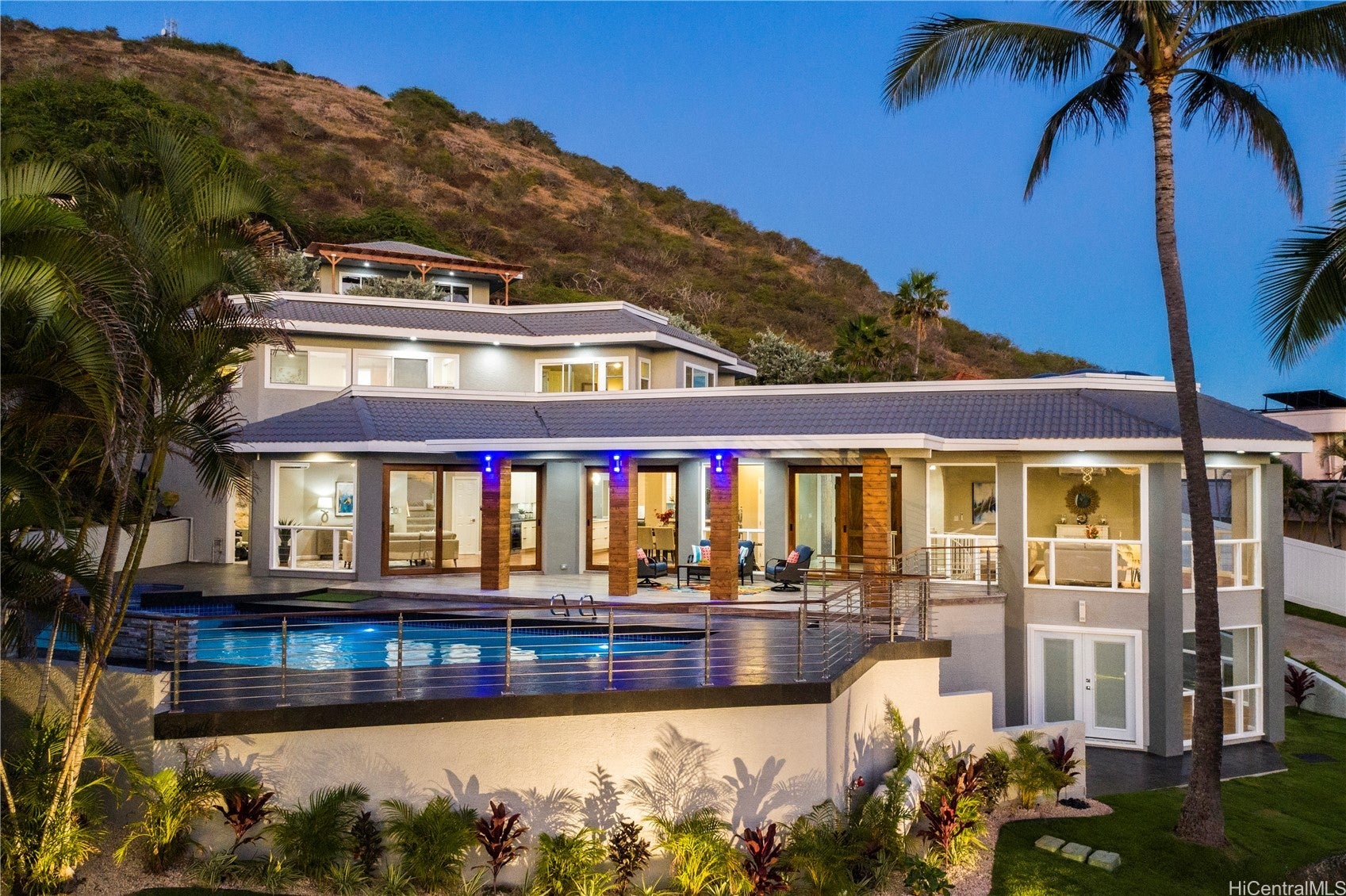 Honolulu, Hawaii, 96825, United States, ,4 BathroomsBathrooms,Residential,Active,1703164