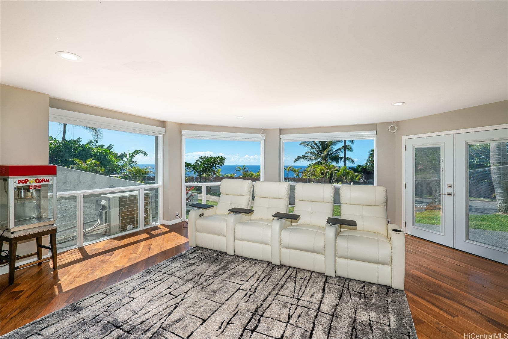 Honolulu, Hawaii, 96825, United States, ,4 BathroomsBathrooms,Residential,Active,1703164