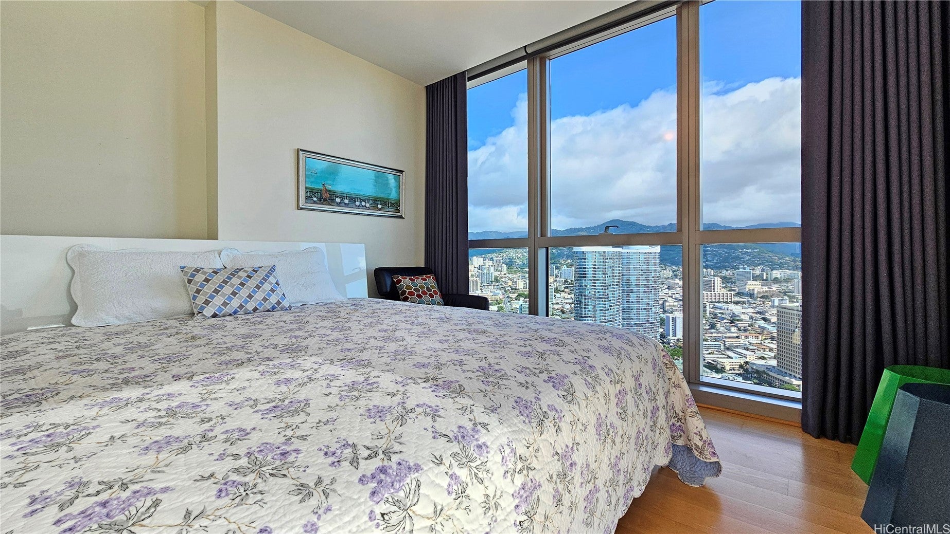 Honolulu, Hawaii, 96814, United States, 3 Bedrooms Bedrooms, ,3 BathroomsBathrooms,Residential,Active,2013630