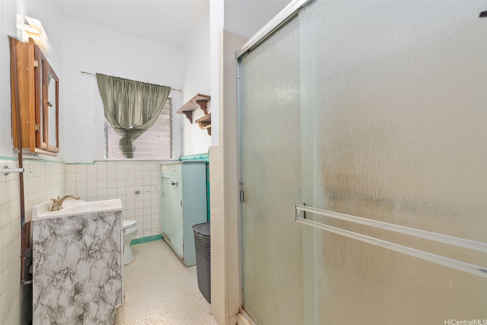 Honolulu, Hawaii, 96815, United States, 5 Bedrooms Bedrooms, ,2 BathroomsBathrooms,Residential,Active,2002333