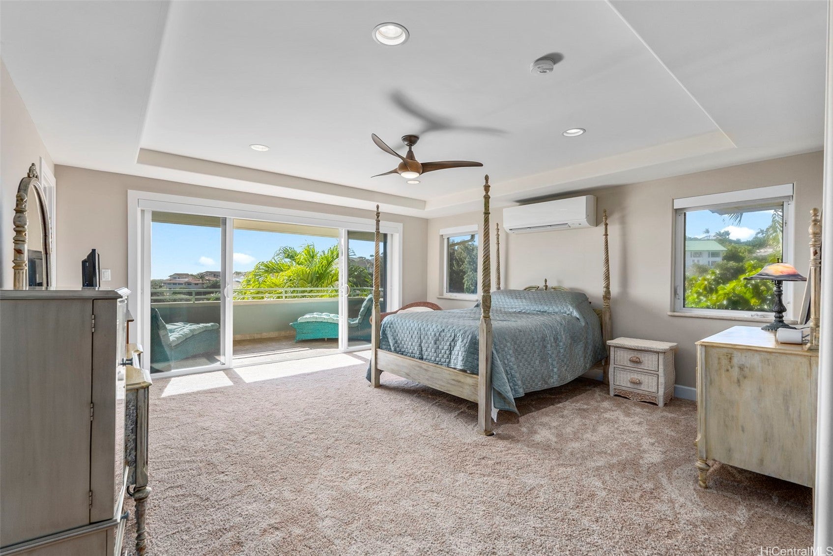 Honolulu, Hawaii, 96821, United States, 4 Bedrooms Bedrooms, ,4 BathroomsBathrooms,Residential,Contingent,2006797