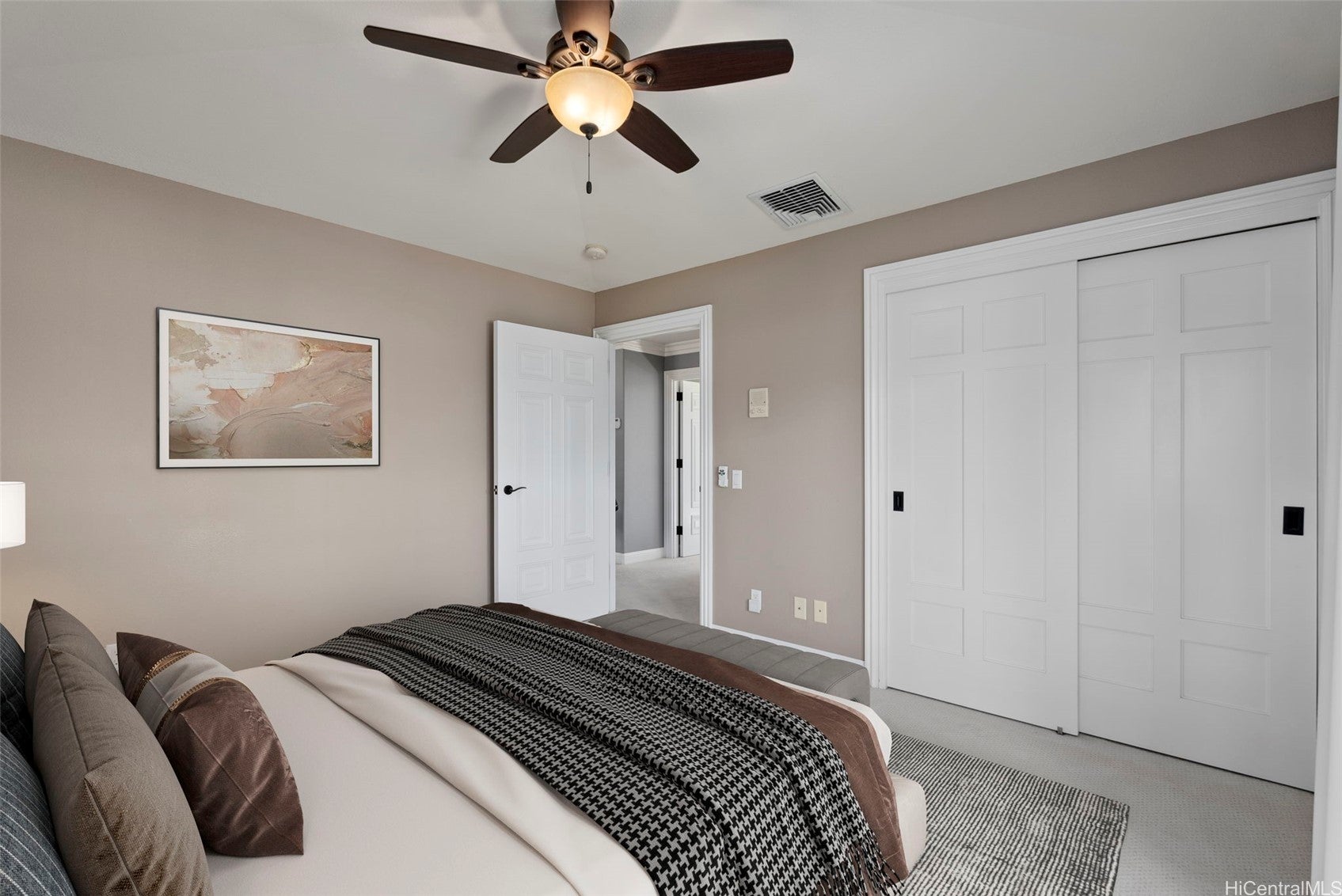 Honolulu, Hawaii, 96816, United States, 4 Bedrooms Bedrooms, ,4 BathroomsBathrooms,Residential,Contingent,1943772