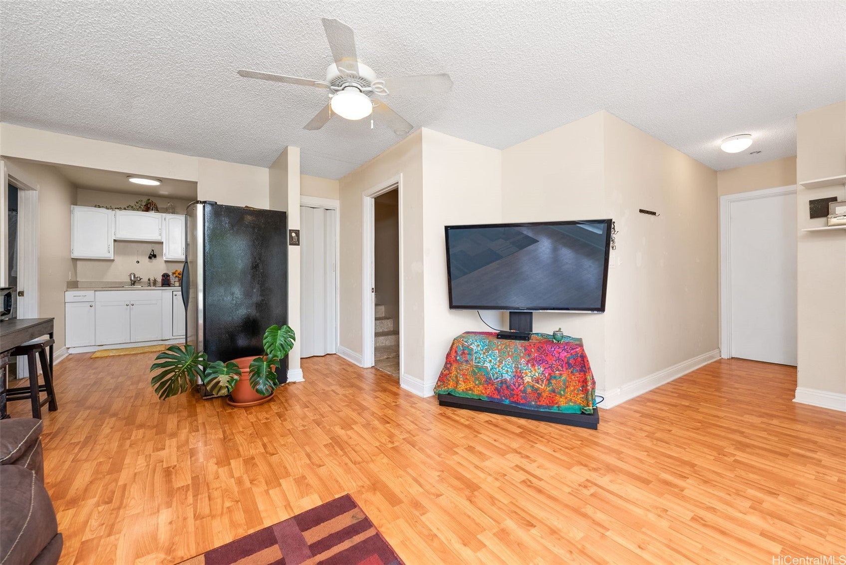 Honolulu, Hawaii, 96821, United States, 10 Bedrooms Bedrooms, ,7 BathroomsBathrooms,Residential,Active,1943771