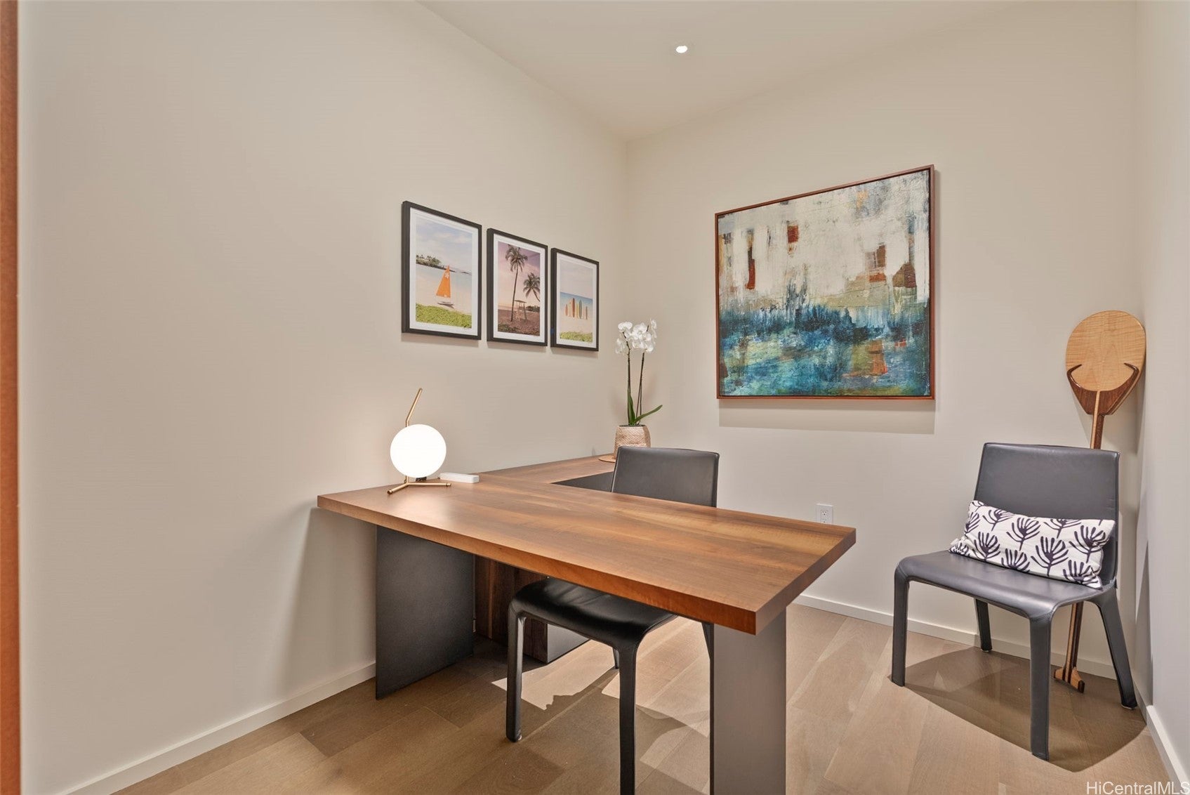 Honolulu, Hawaii, 96814, United States, 2 Bedrooms Bedrooms, ,2 BathroomsBathrooms,Residential,Active,2009852