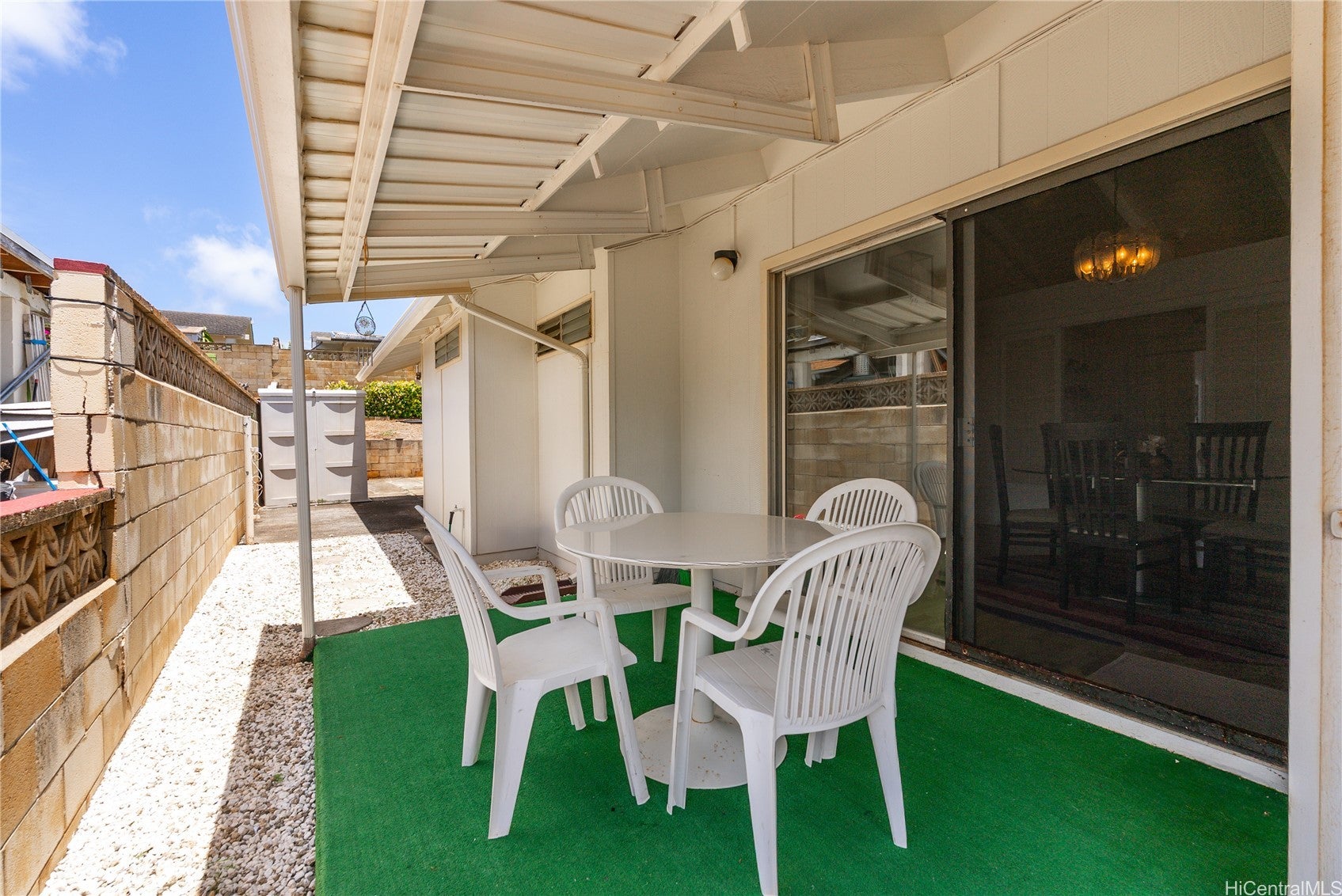 Honolulu, Hawaii, 96825, United States, 3 Bedrooms Bedrooms, ,2 BathroomsBathrooms,Residential,Contingent,1943822