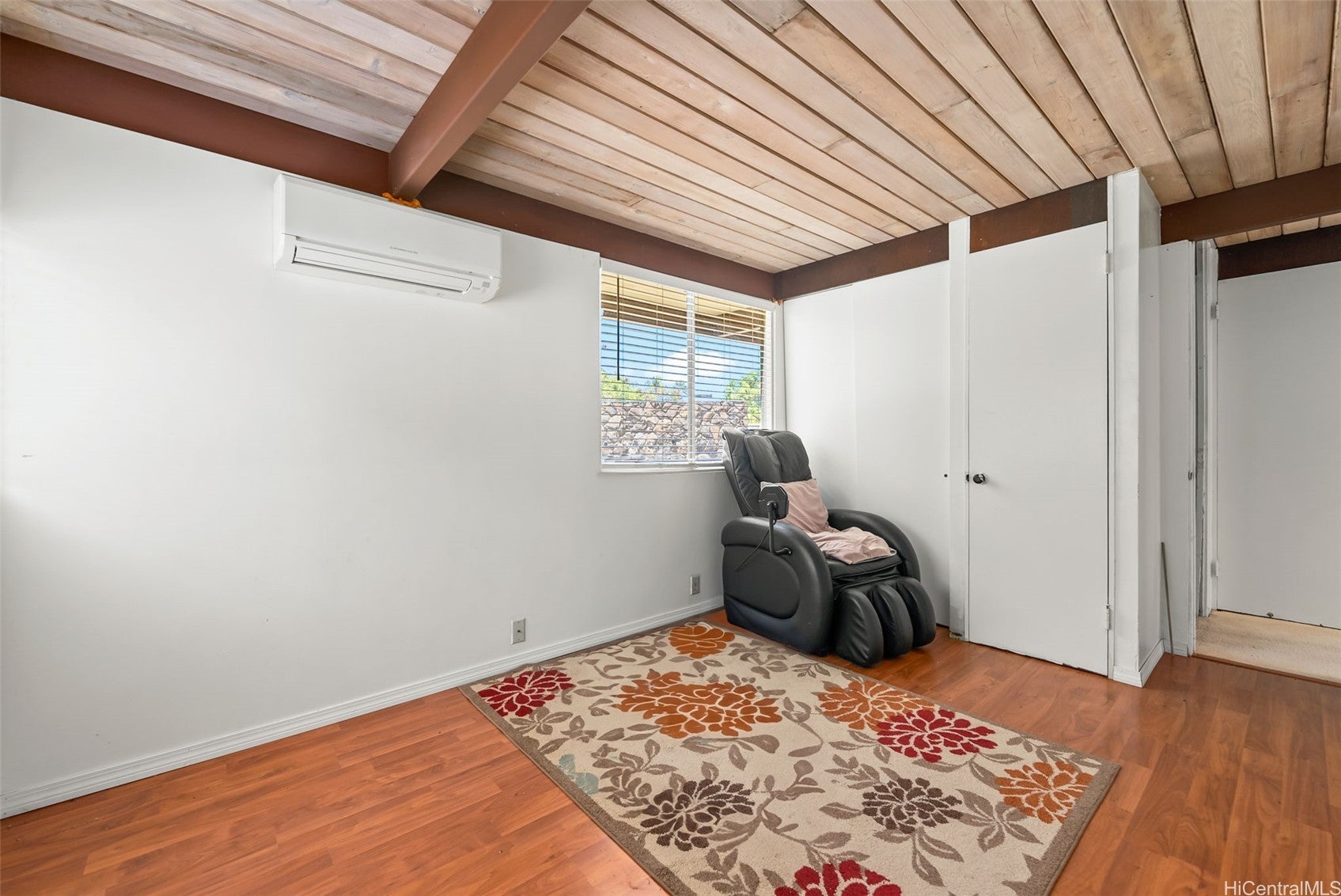 Honolulu, Hawaii, 96825, United States, 4 Bedrooms Bedrooms, ,2 BathroomsBathrooms,Residential,Active,1943794