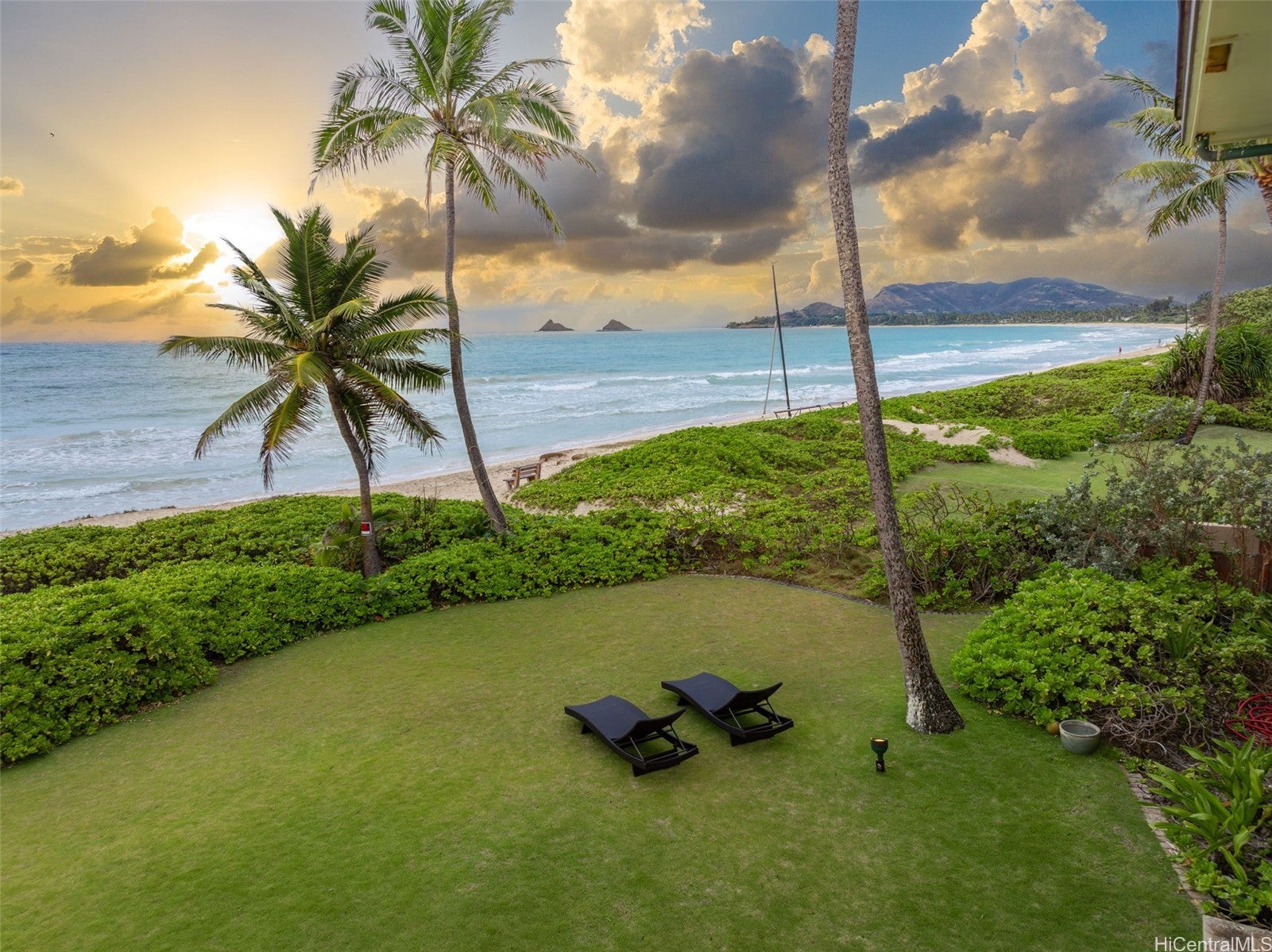 Kailua, Hawaii, 96734, United States, 12 Bedrooms Bedrooms, ,16 BathroomsBathrooms,Residential,Active,1943820