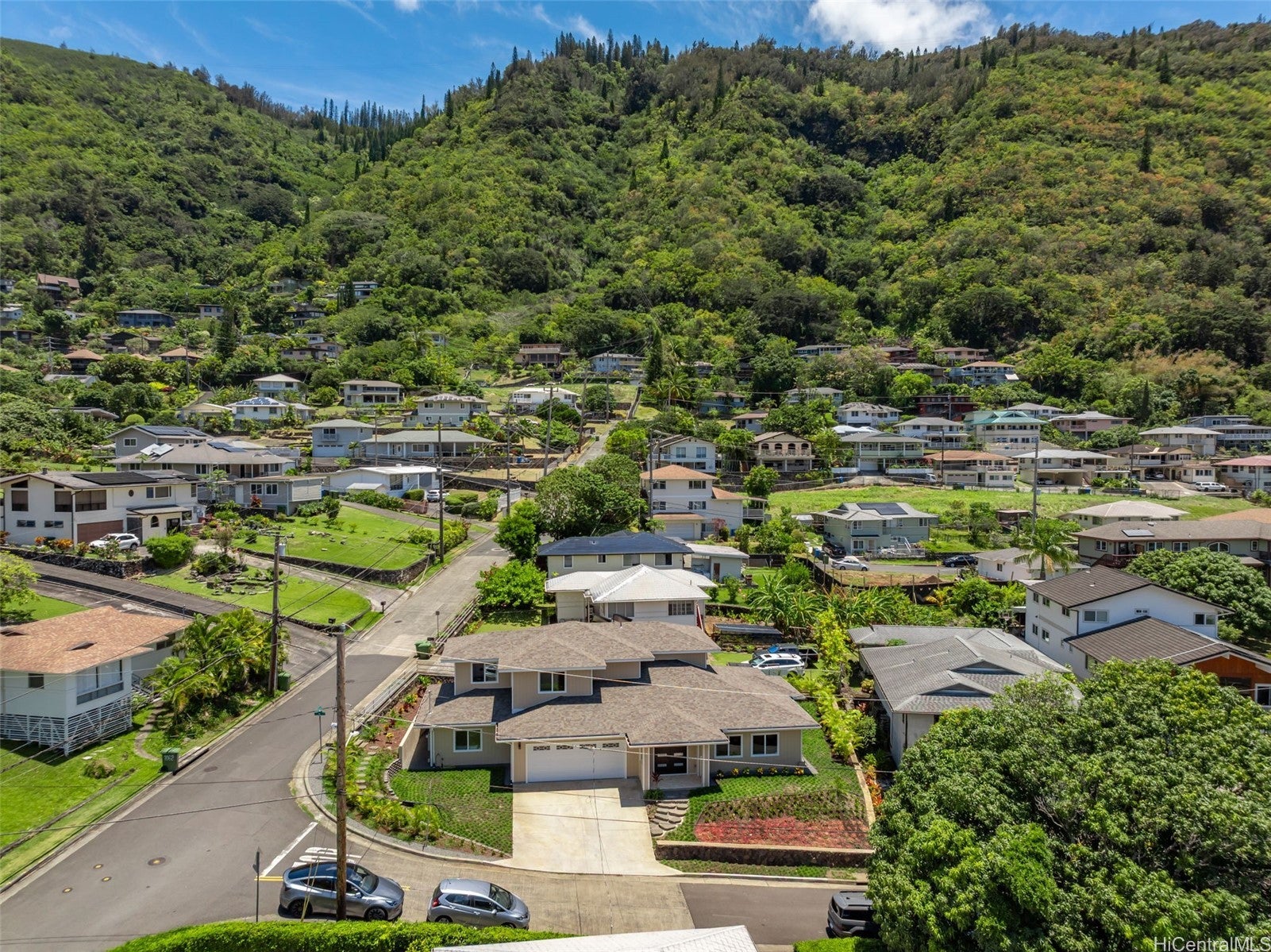Honolulu, Hawaii, 96822, United States, 4 Bedrooms Bedrooms, ,4 BathroomsBathrooms,Residential,Active,1943814